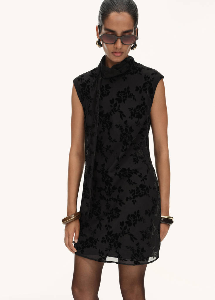 Floral jacquard foulard dress — Black
