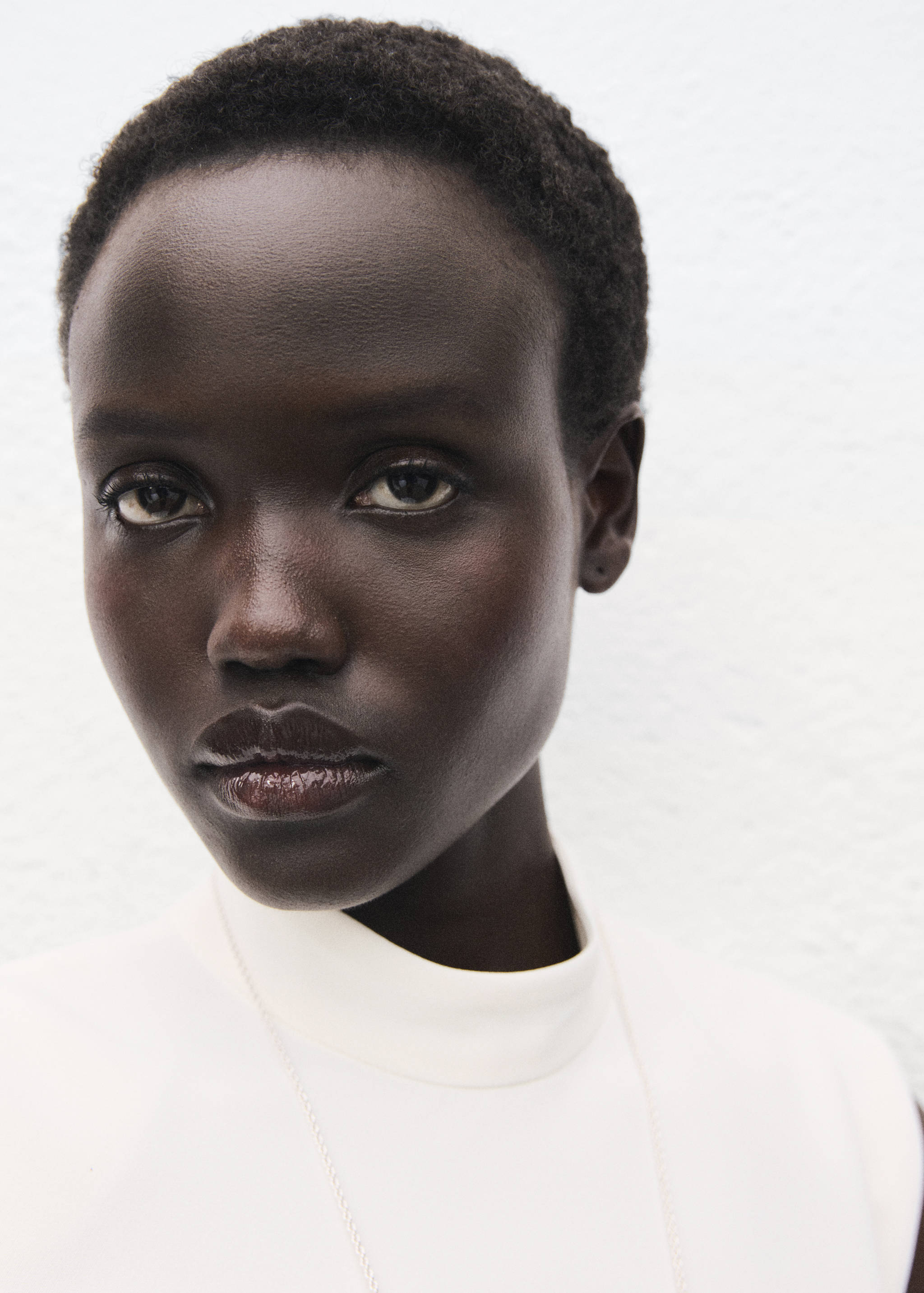 High-neck dress with ruffle - Details of the article 1