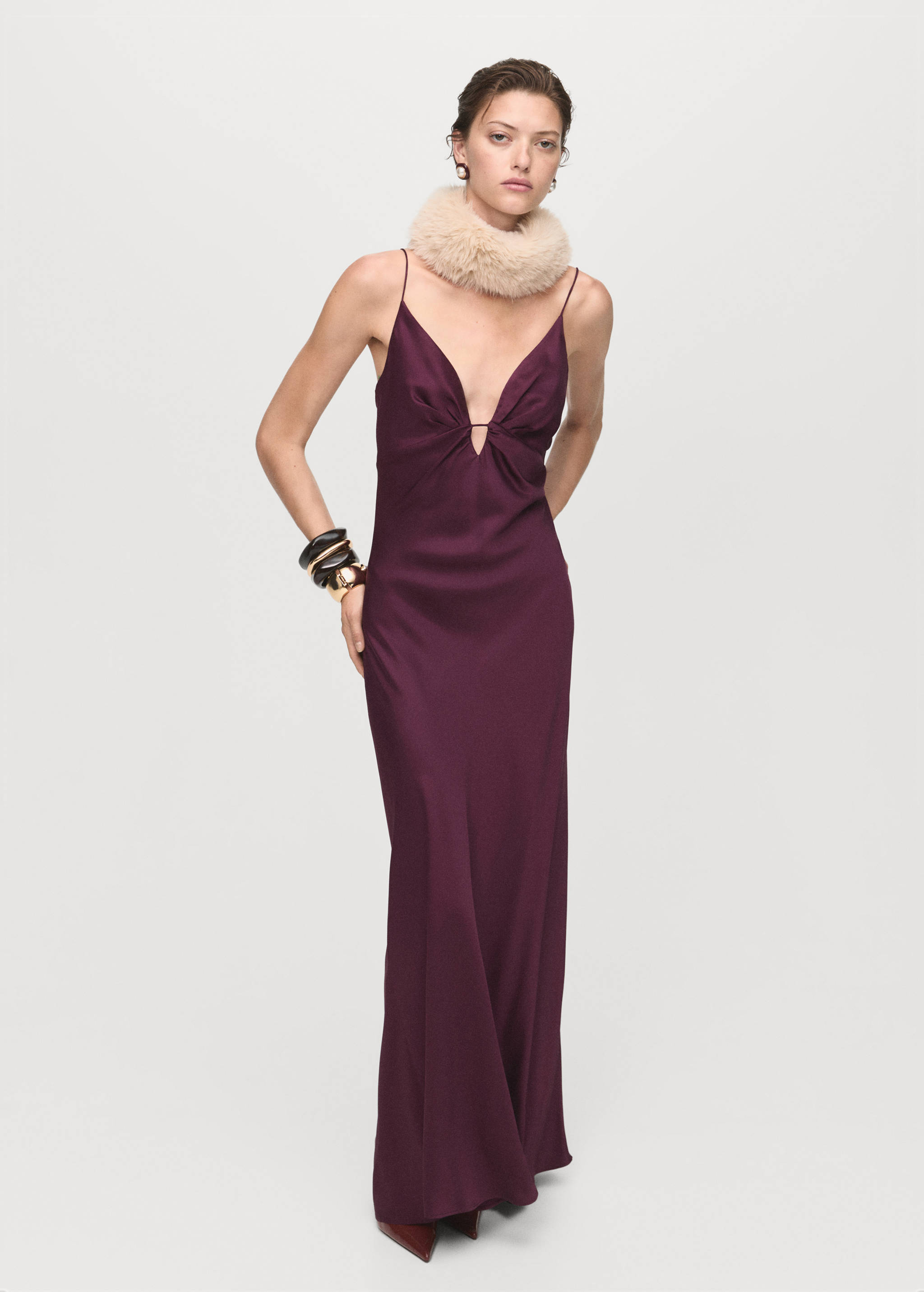 V-neck satin dress - General plane
