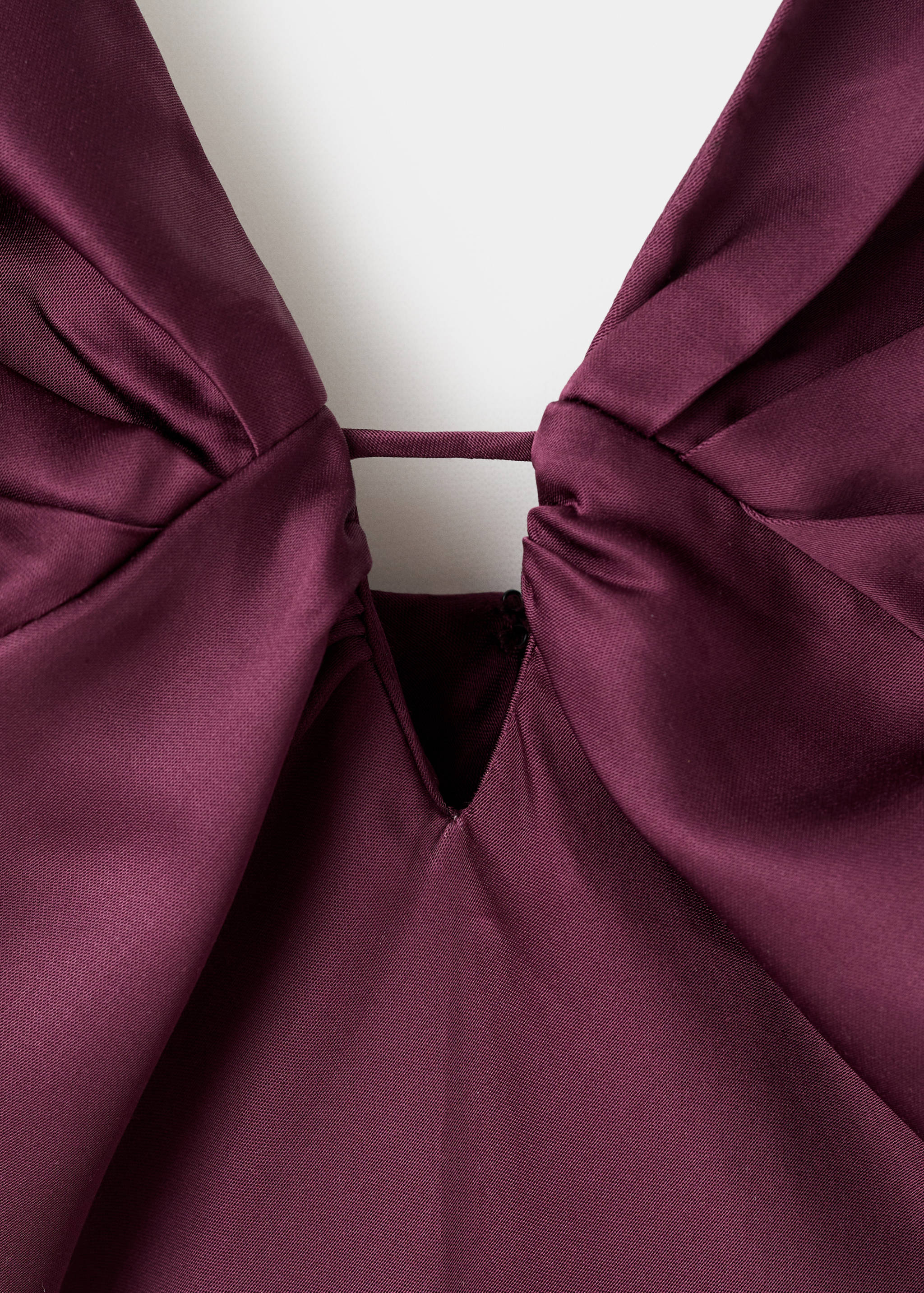 V-neck satin dress - Details of the article 8