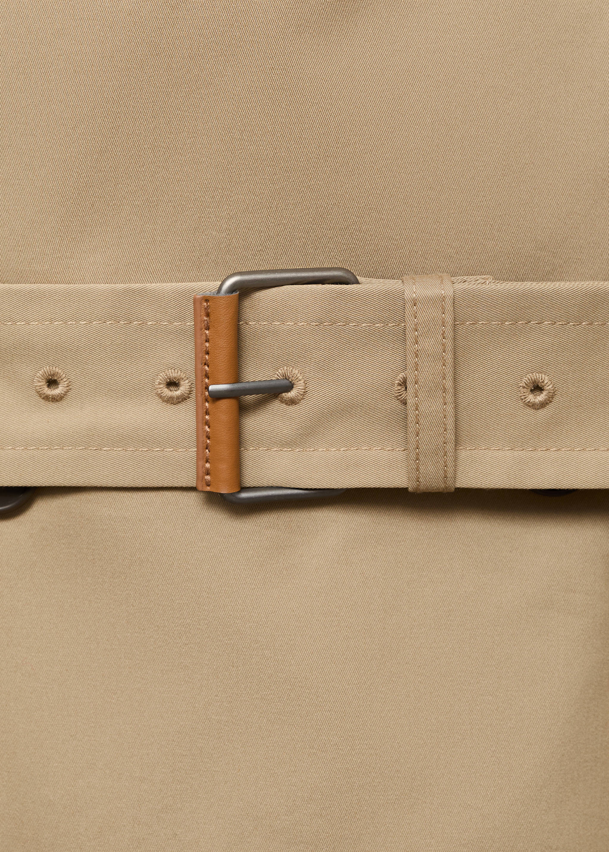 Water-repellent belted trench coat - Details of the article 8