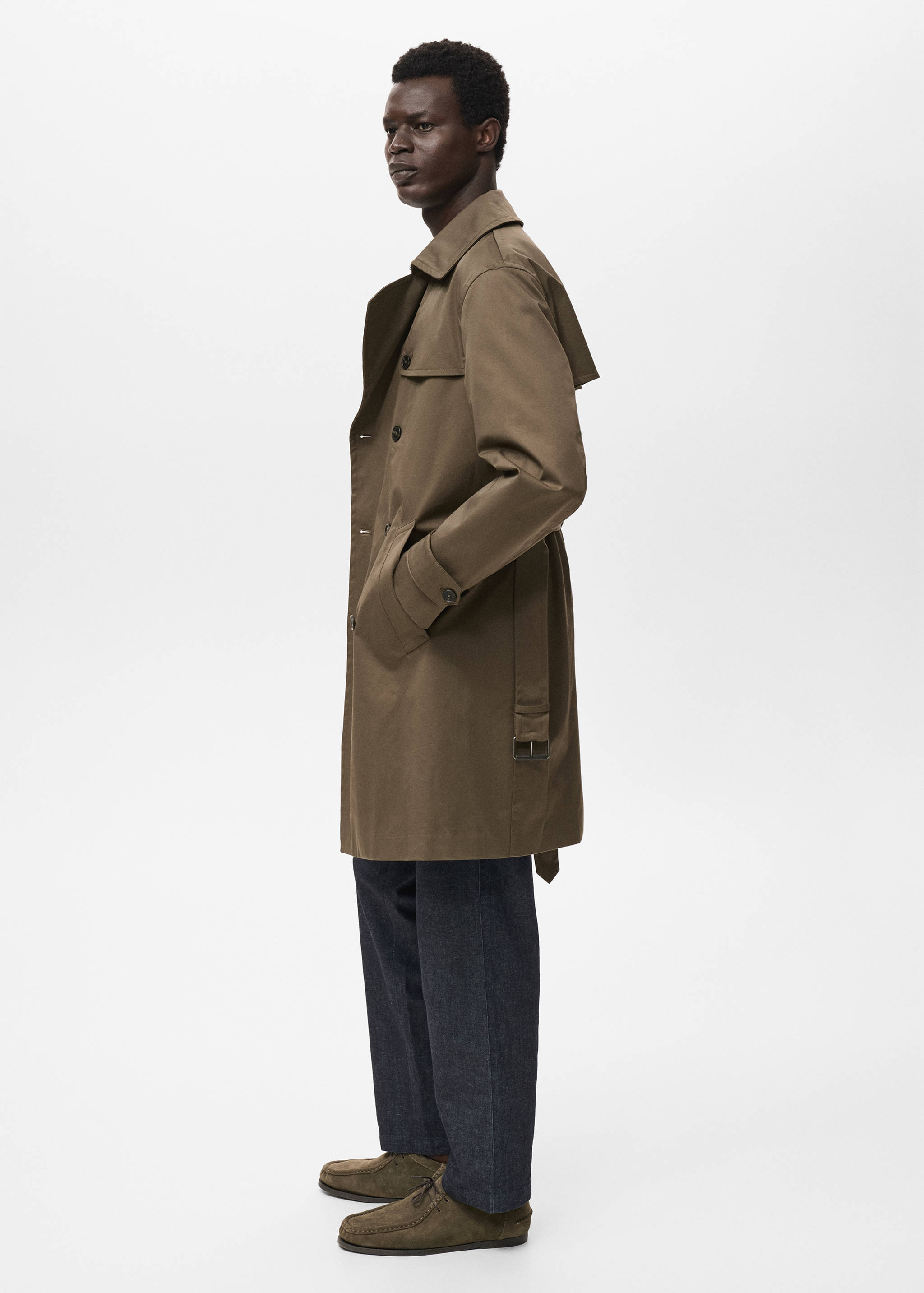 Water-repellent belted trench coat - Details of the article 2