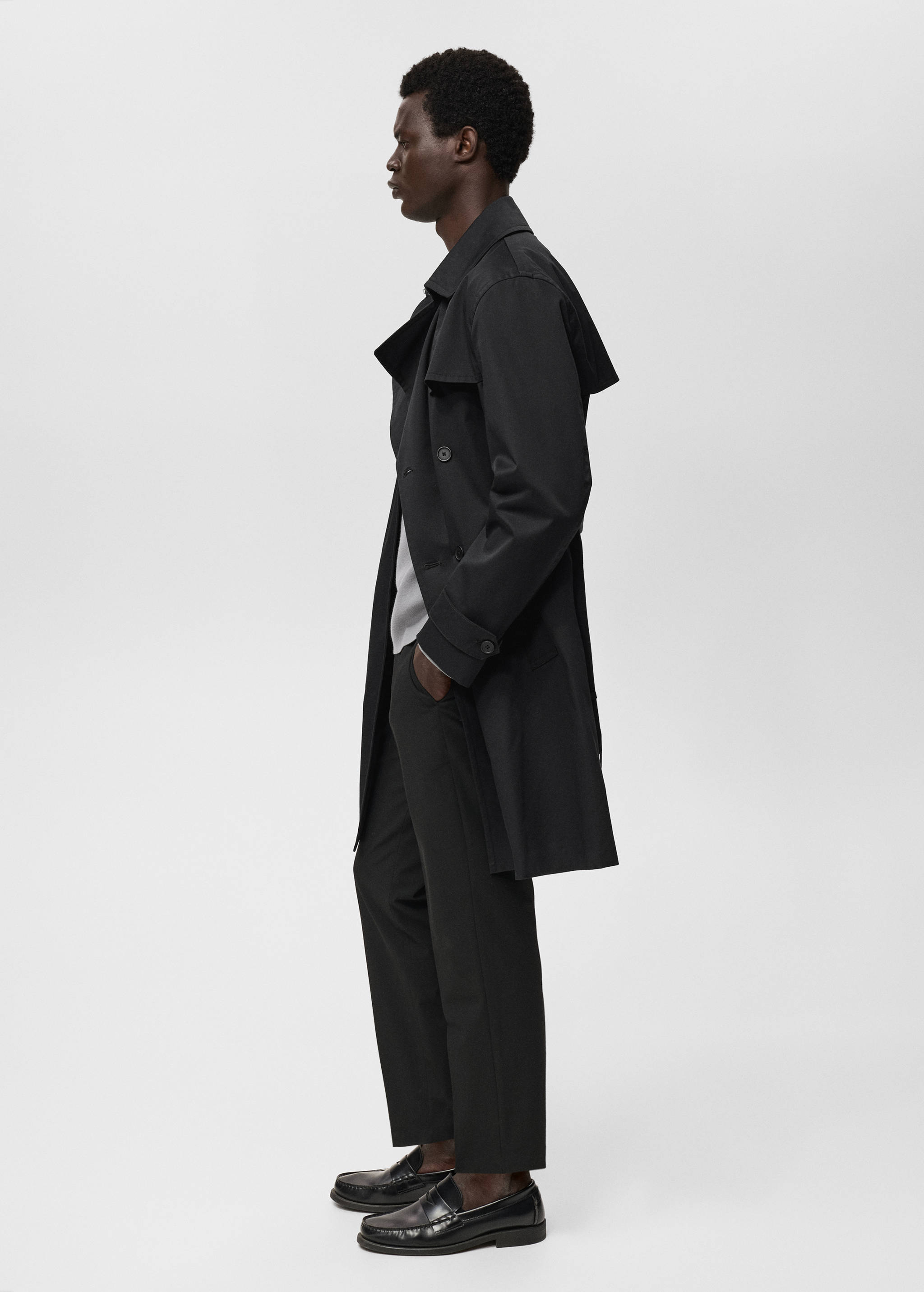 Water-repellent belted trench coat - Details of the article 6