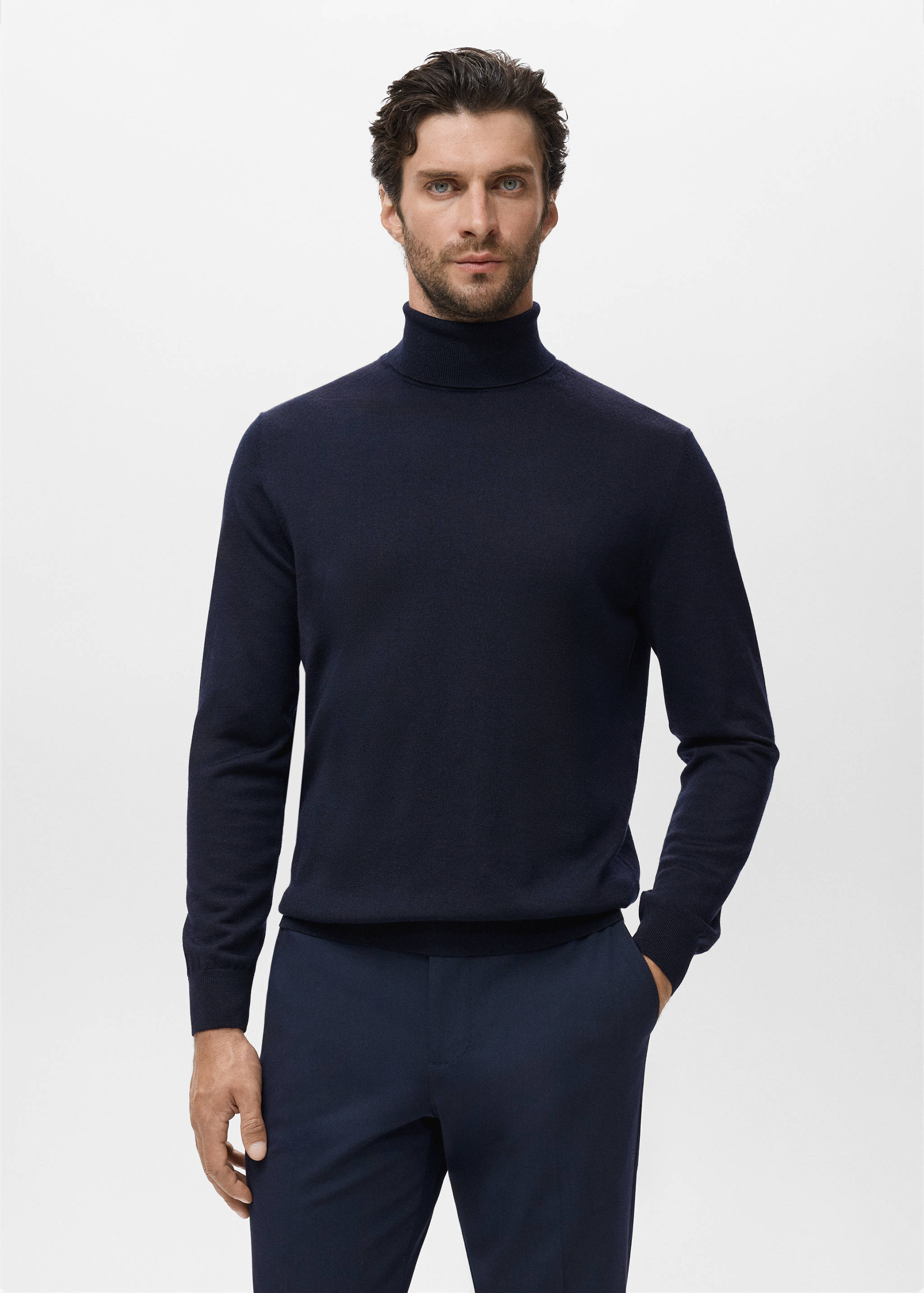 100% merino wool turtleneck sweater - Medium plane