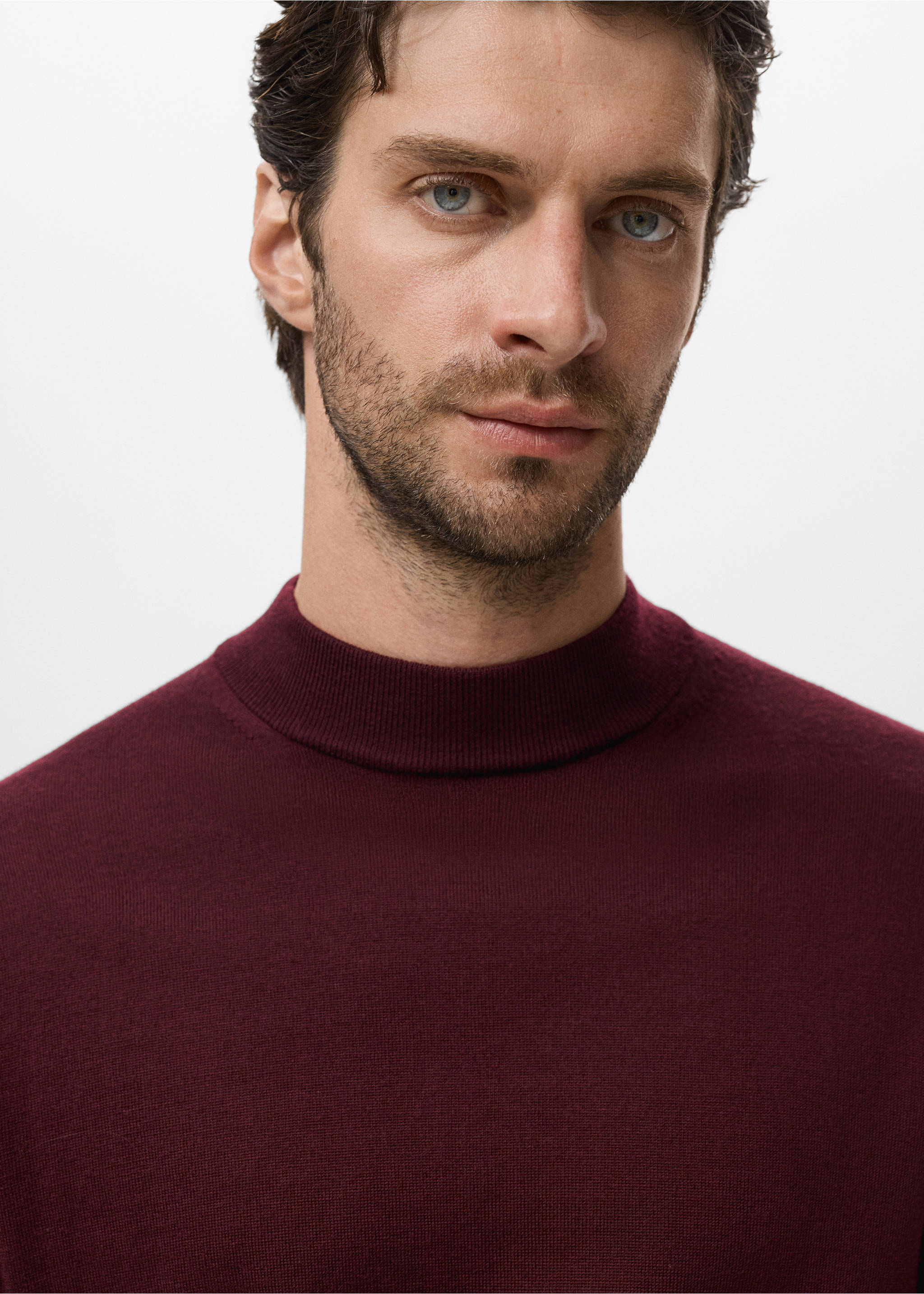 100% merino wool roll neck jumper - Details of the article 1, Wine. Ref: 17015973-00.