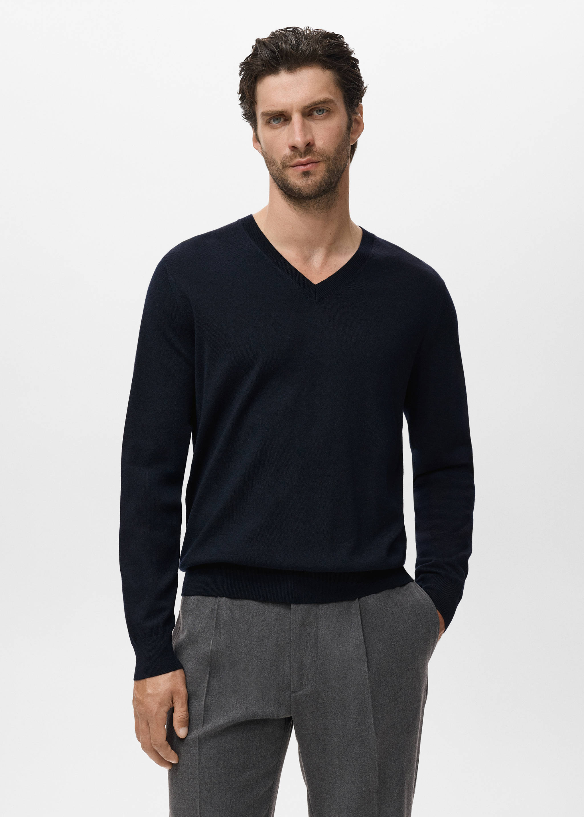100% merino wool V-neck sweater - Medium plane