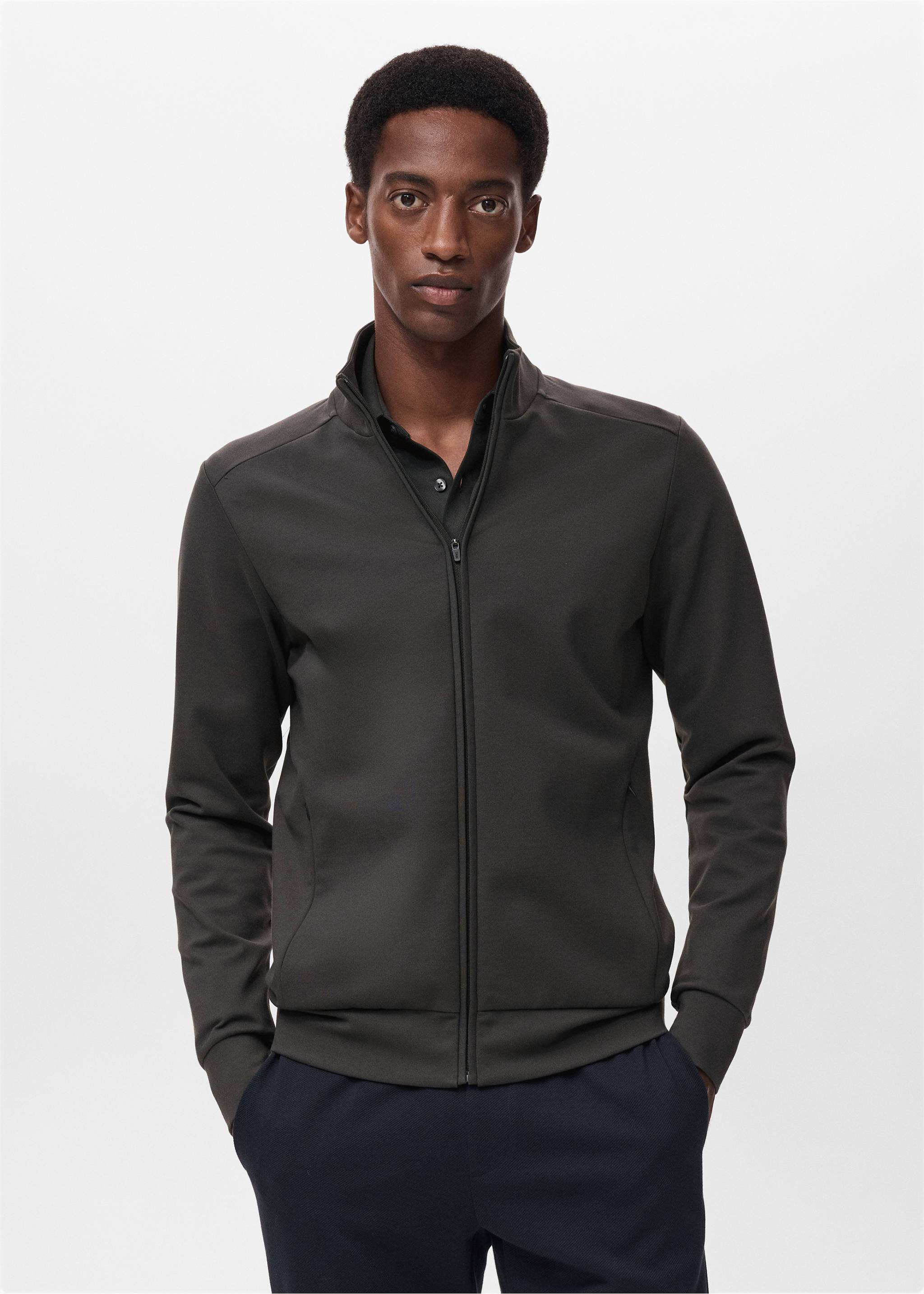 Sudadera técnica regular fit - Plano medio, Verde oscuro. Ref: 17015978-00.