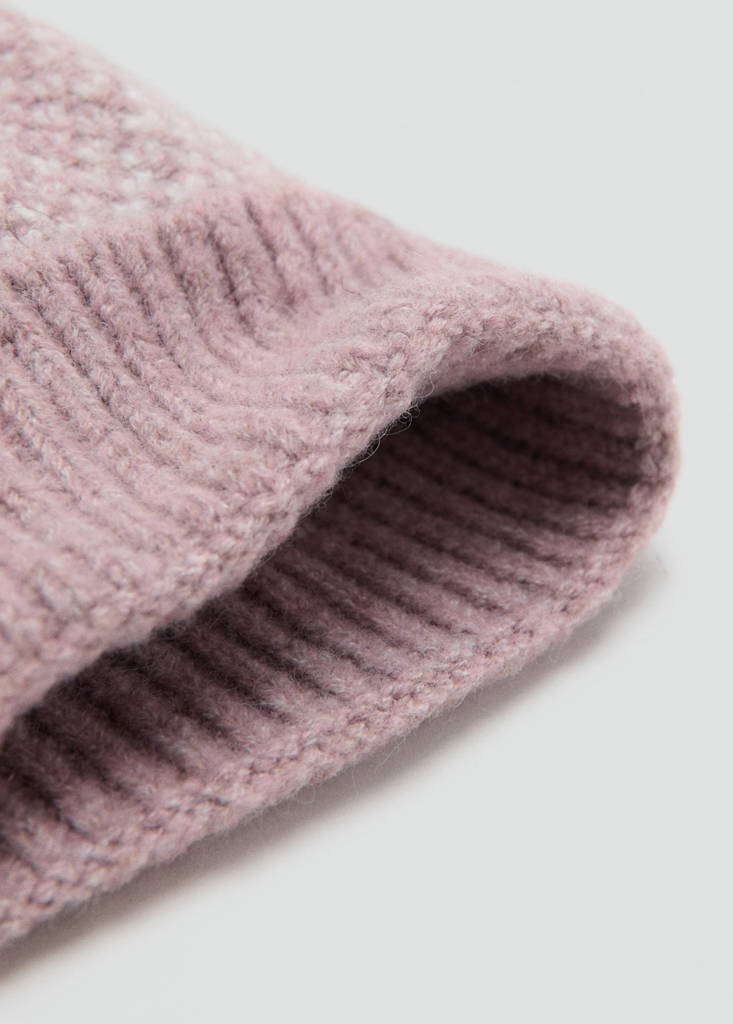 Knitted bobble hat — Pale Pink