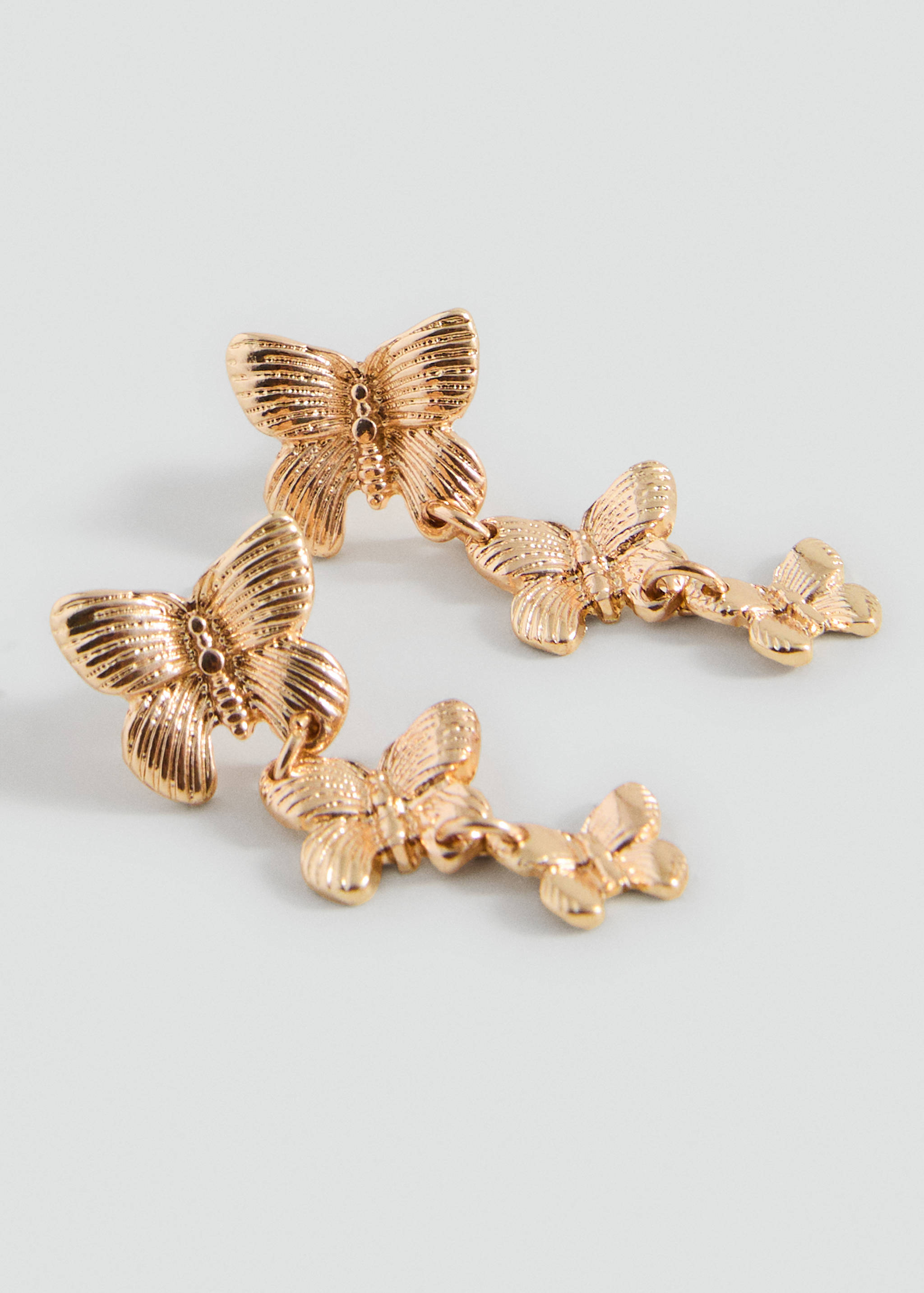 Boucles d'oreilles papillon - Plan moyen