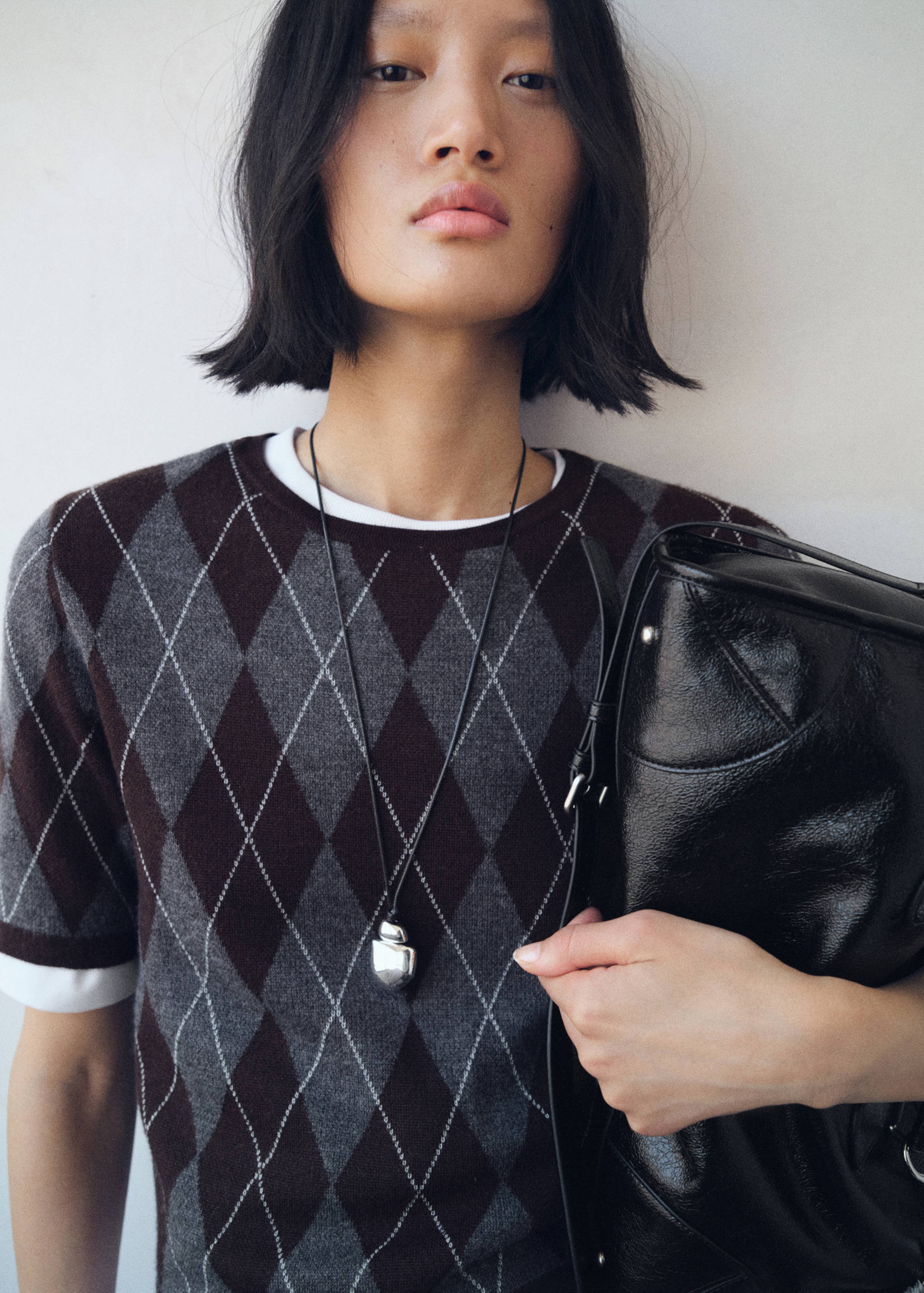 Κολιέ κορδόνι μεταλλικό μενταγιόν - Γενικό πλάνο