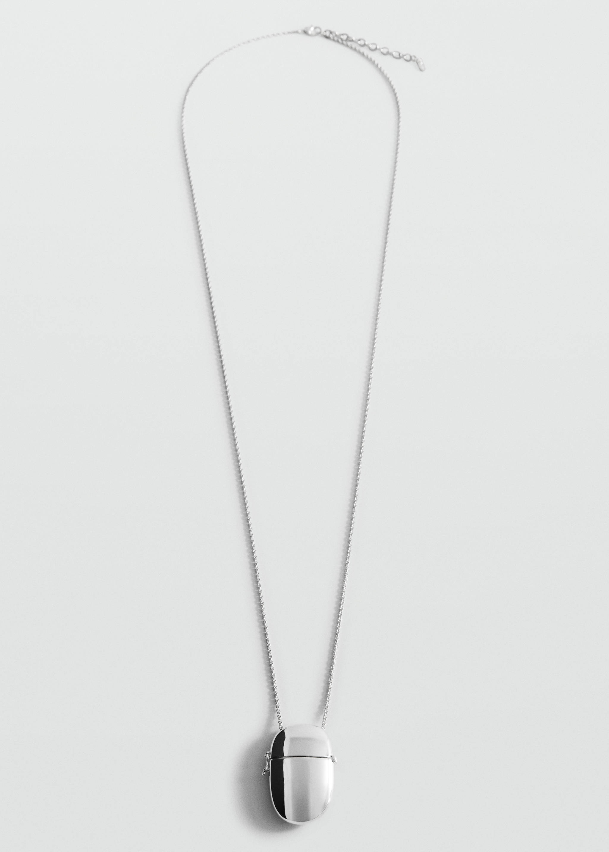 Collier avec pendentif métallique - Article sans modèle