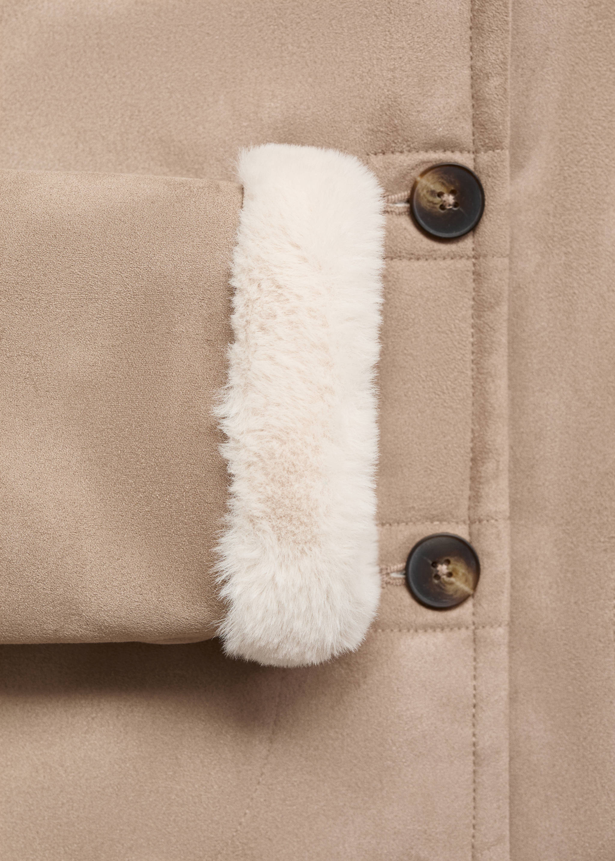 Fur and suede-effect coat - Details of the article 0