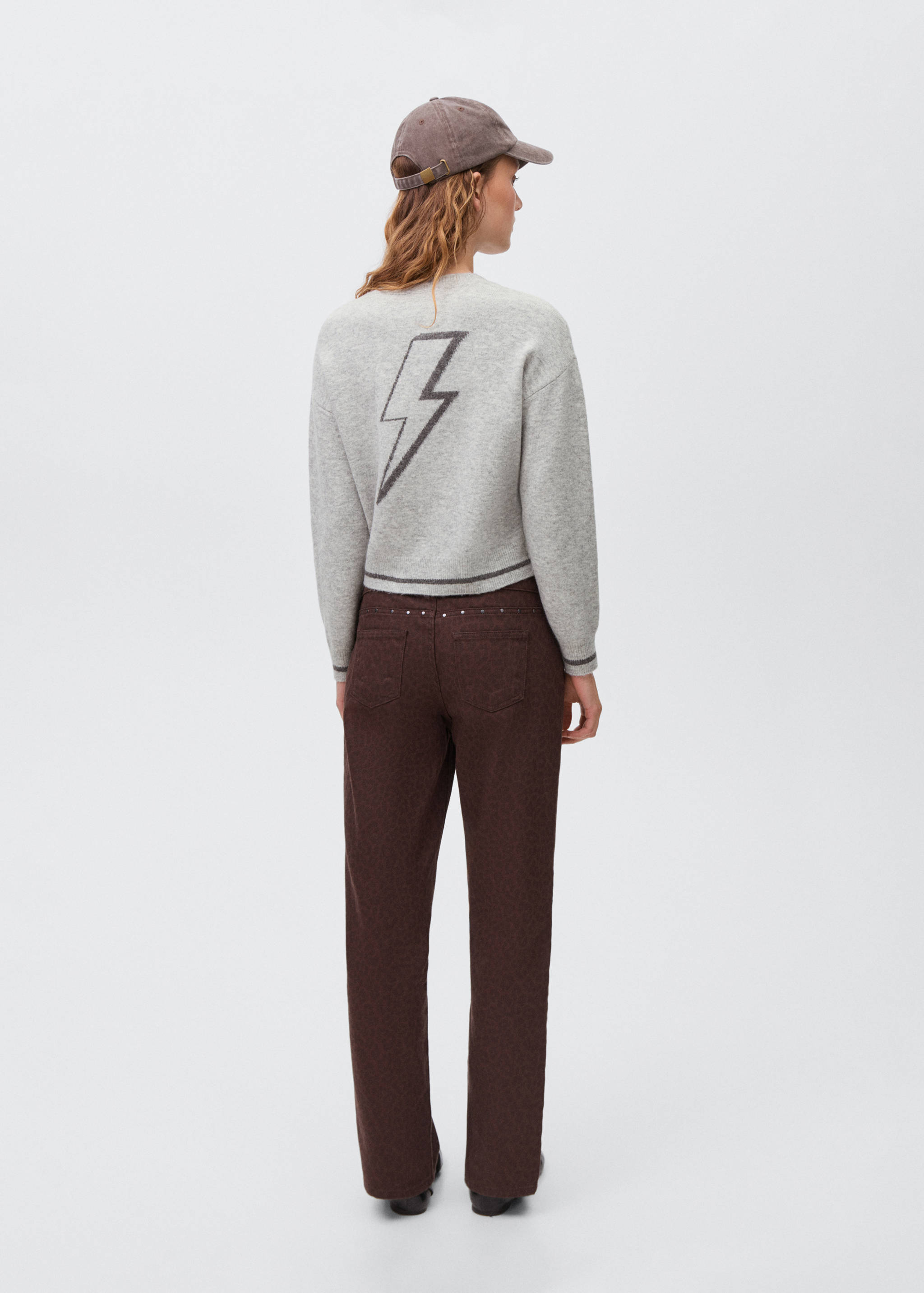 Strickpullover mit Stickmotiven - Rückseite des Artikels