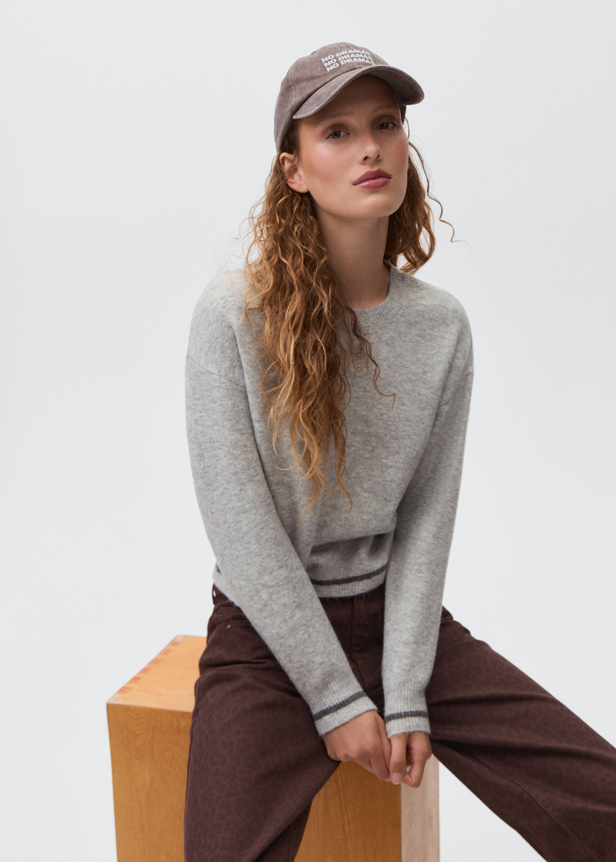 Knit embroidered sweater - Details of the article 2