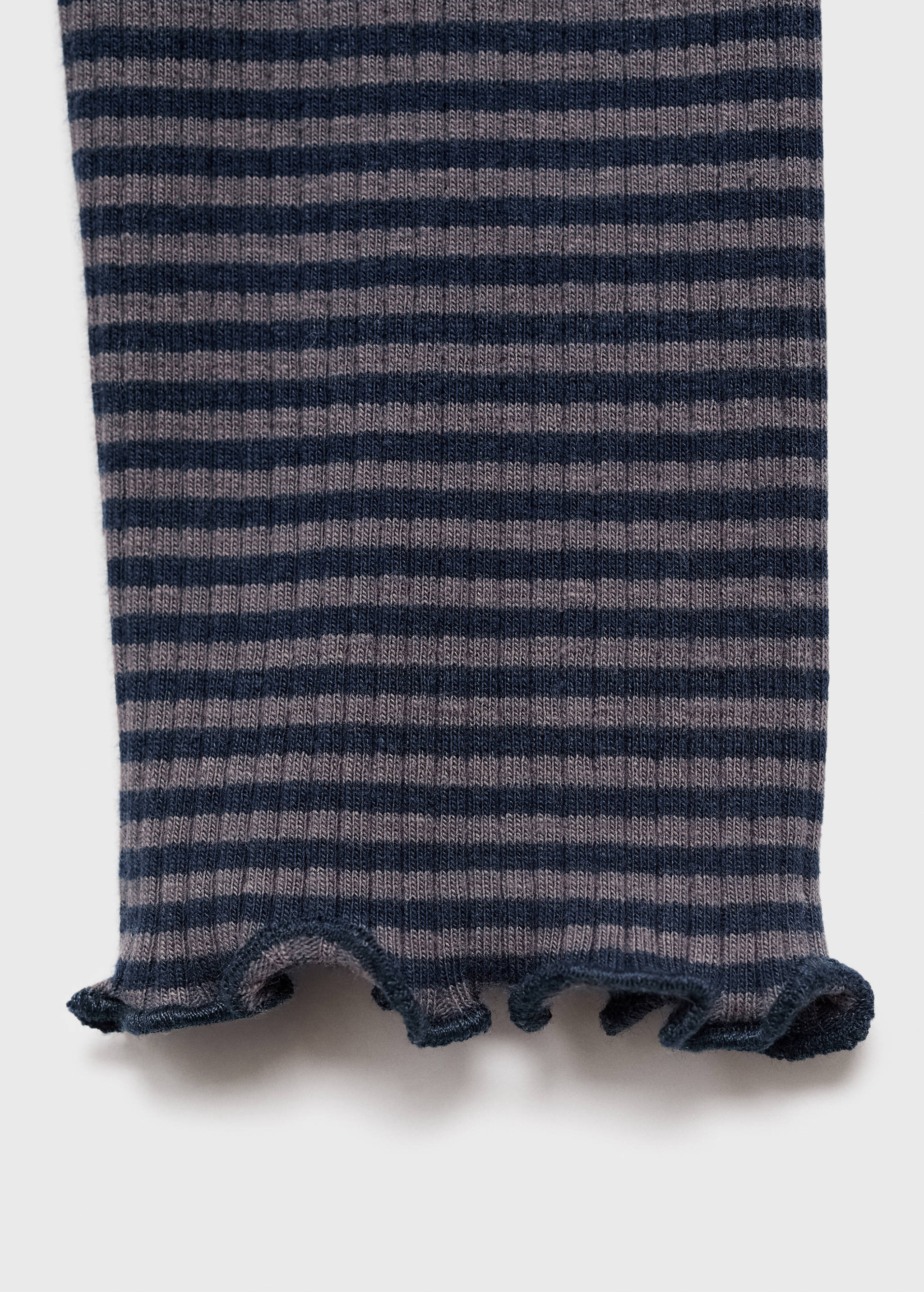 Scalloped hem striped t-shirt - Details of the article 0