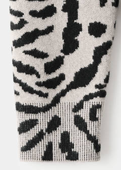 Animal-print knitted sweater — Medium Brown 8