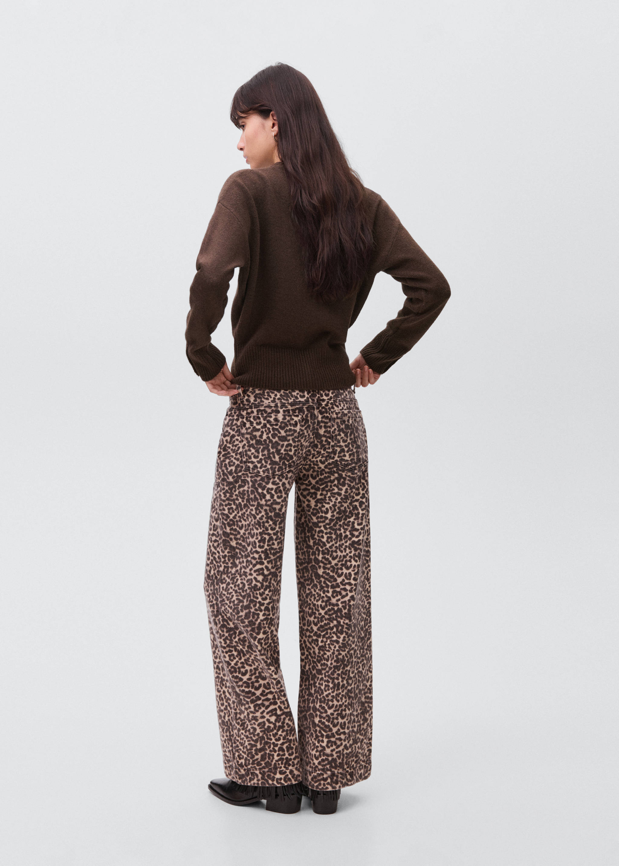 Gombos kötött felső - A cikk hátulja