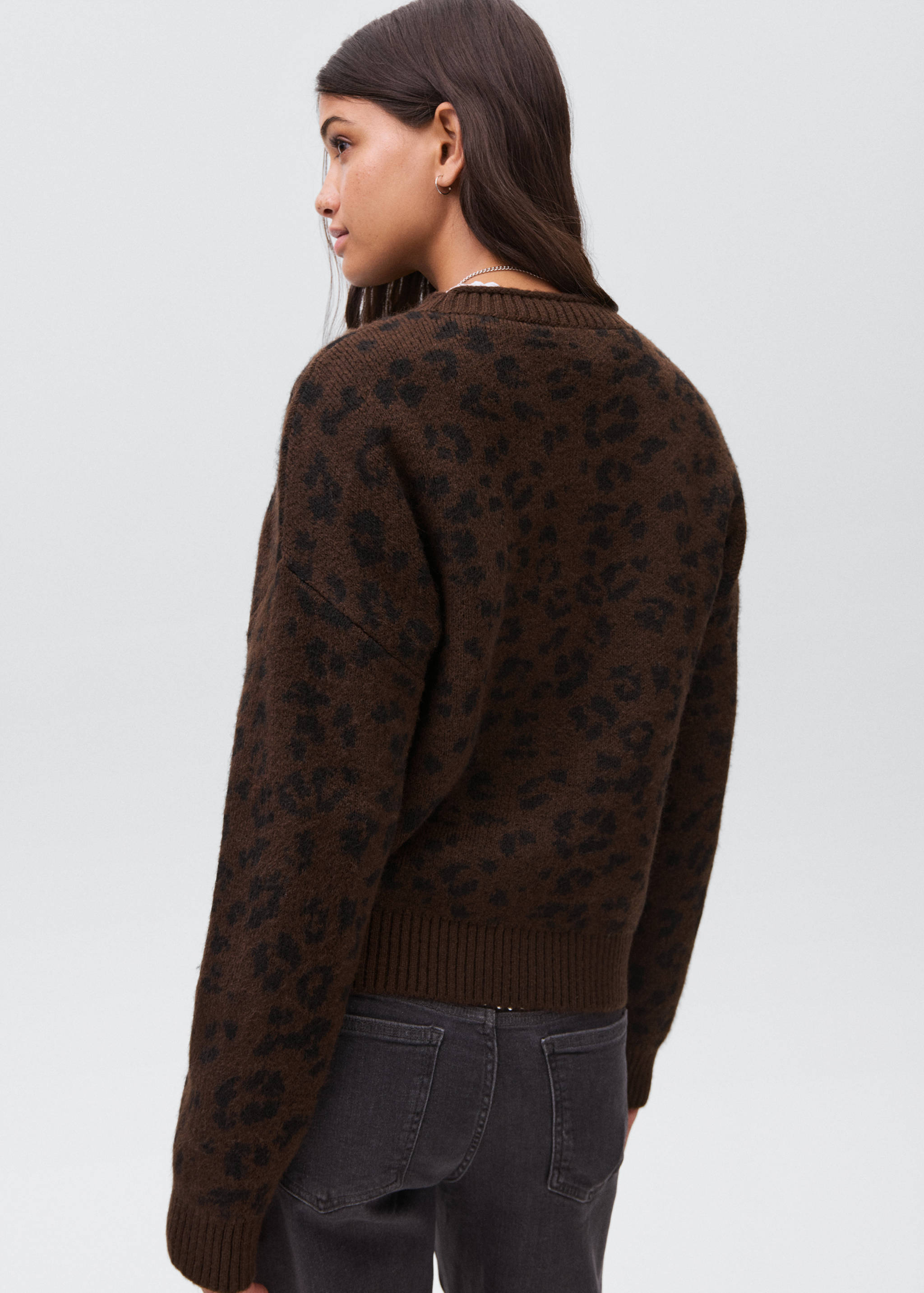 Leopard pattern sweater - Reverse of the article