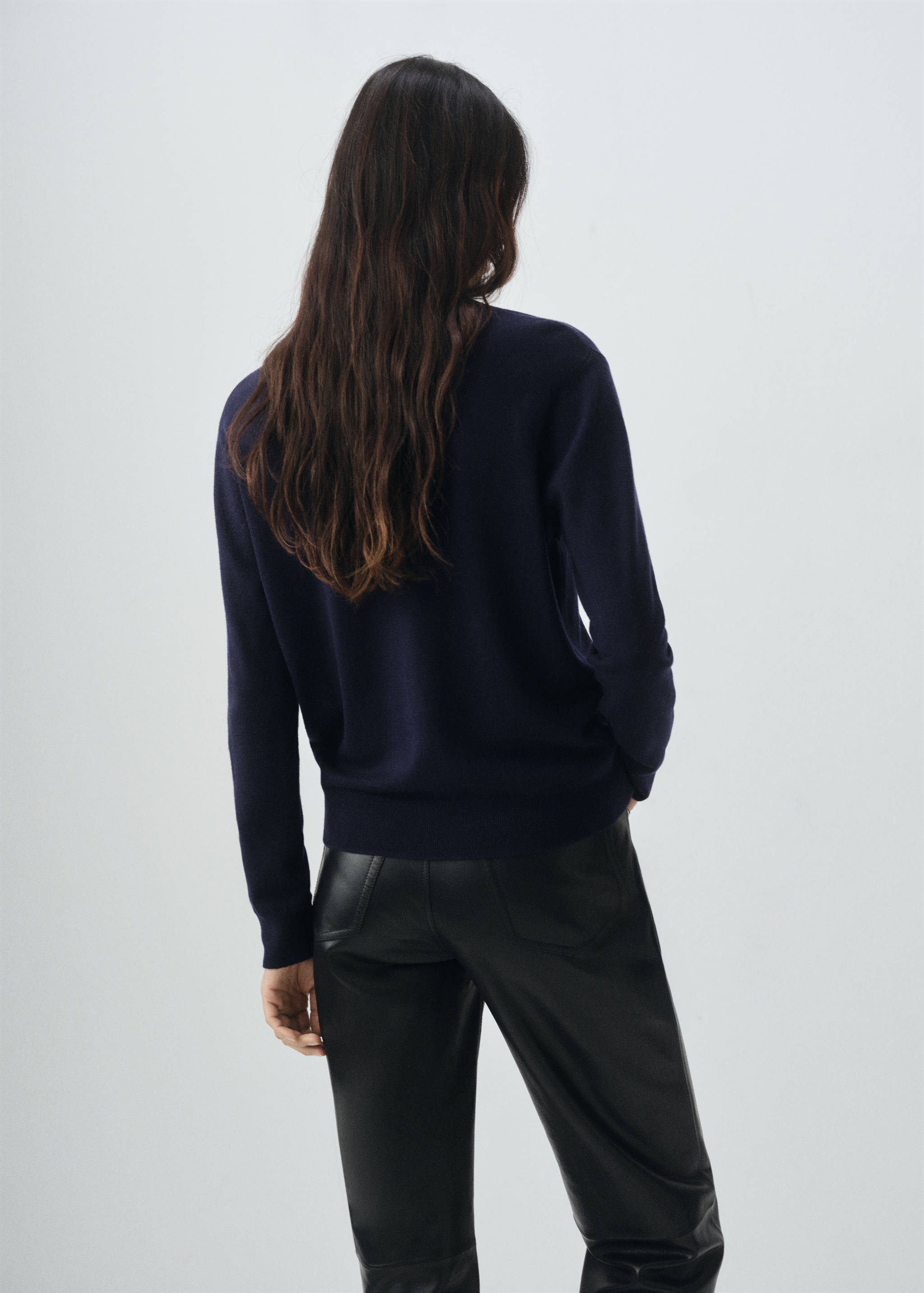 Camisola de malha fina de 100% lã - Verso do artigo