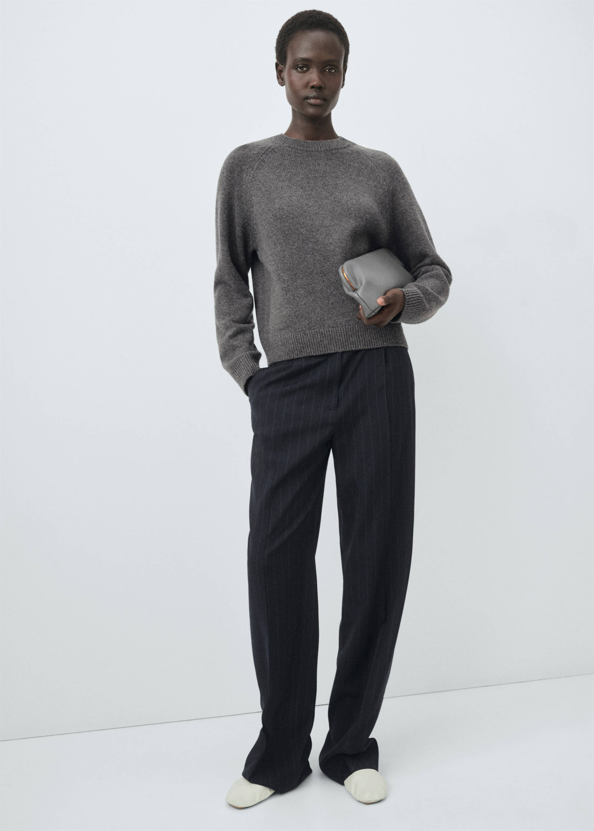 Chunky-knit wool sweater - General plane