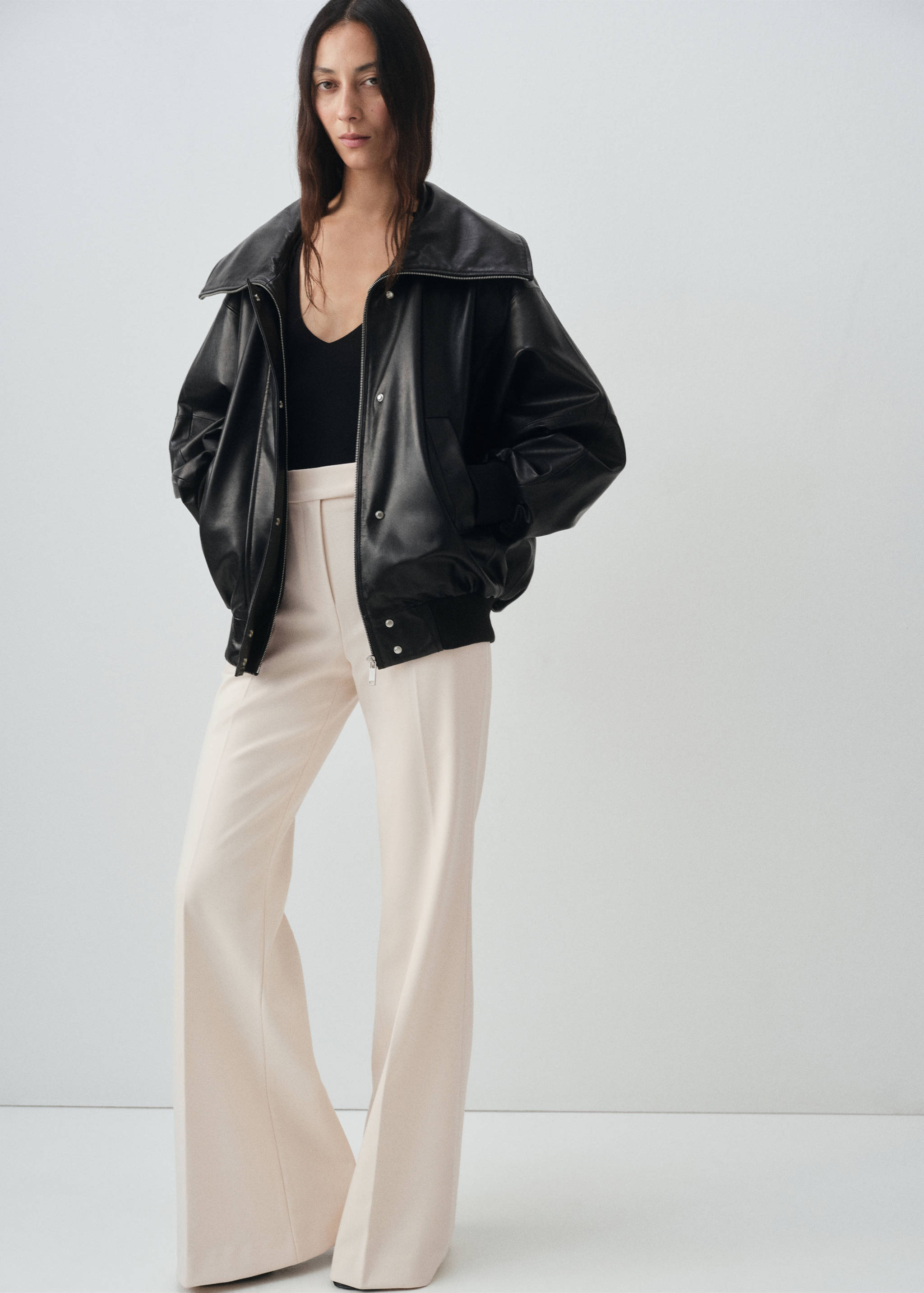 Flared suit trousers - Details of the article 2