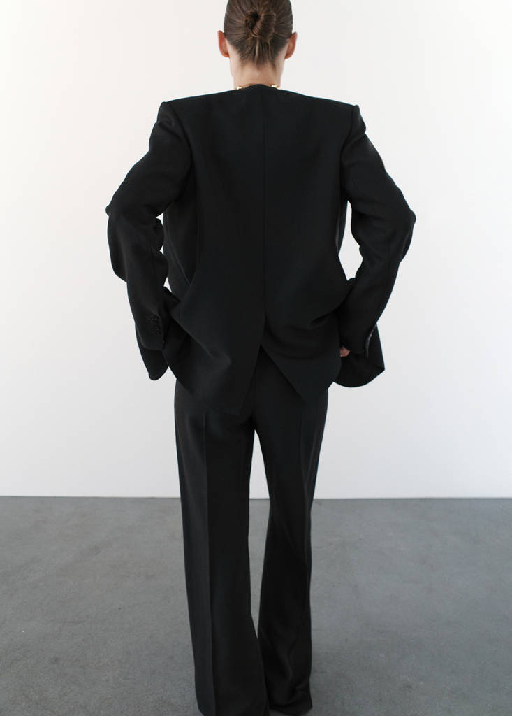Straight-fit suit trousers — Black
