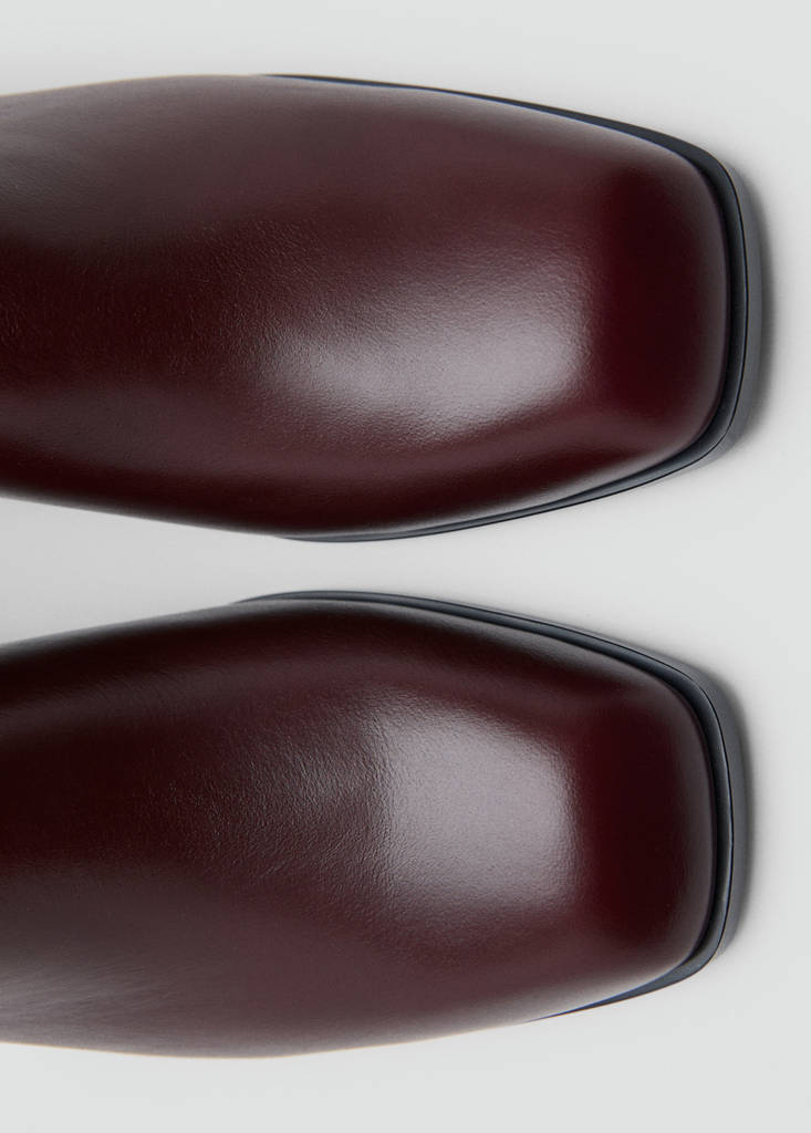 Squared toe leather ankle boots — Burgundy