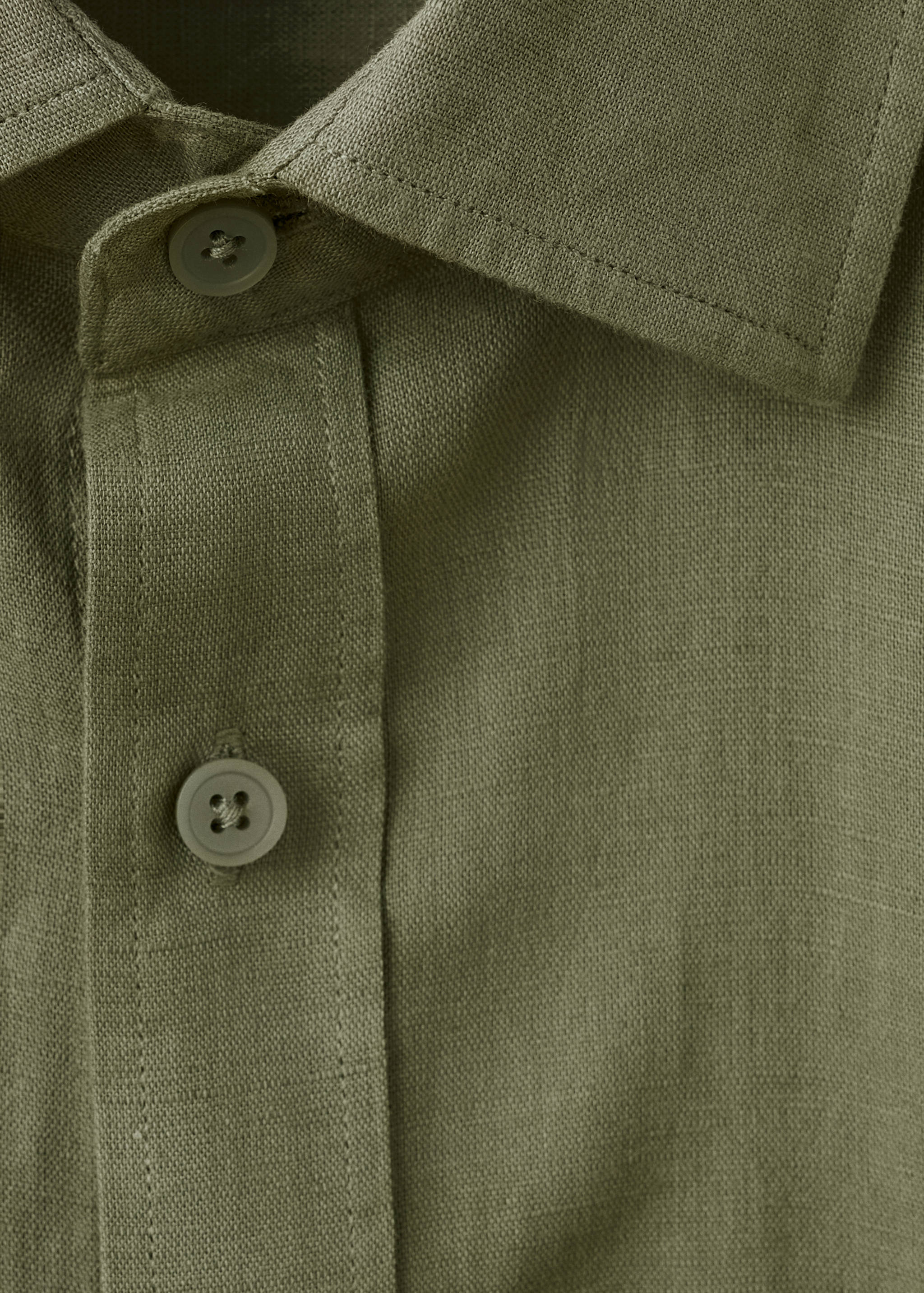 Pocket linen shirt - Details of the article 0