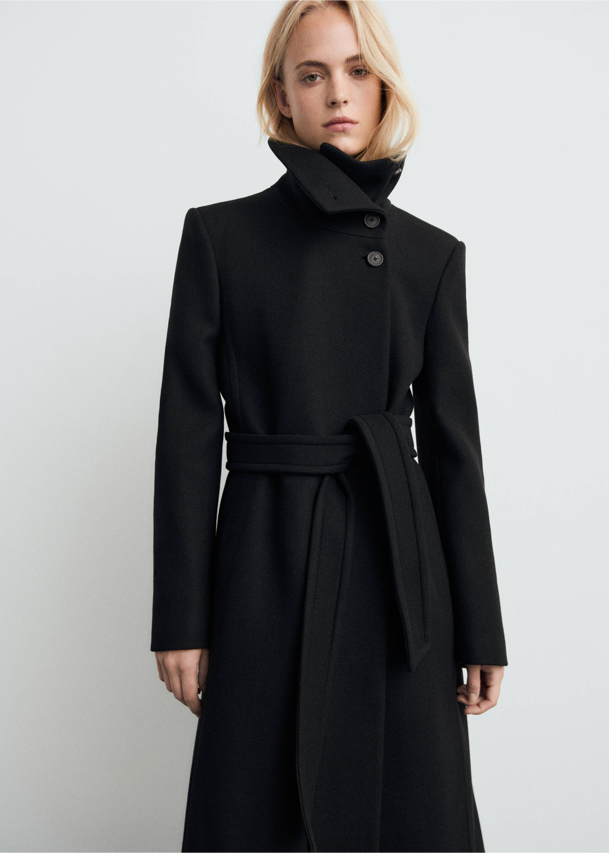 Manteco wool coat with belt - Medium plane, Black. Ref: 17016746-00.