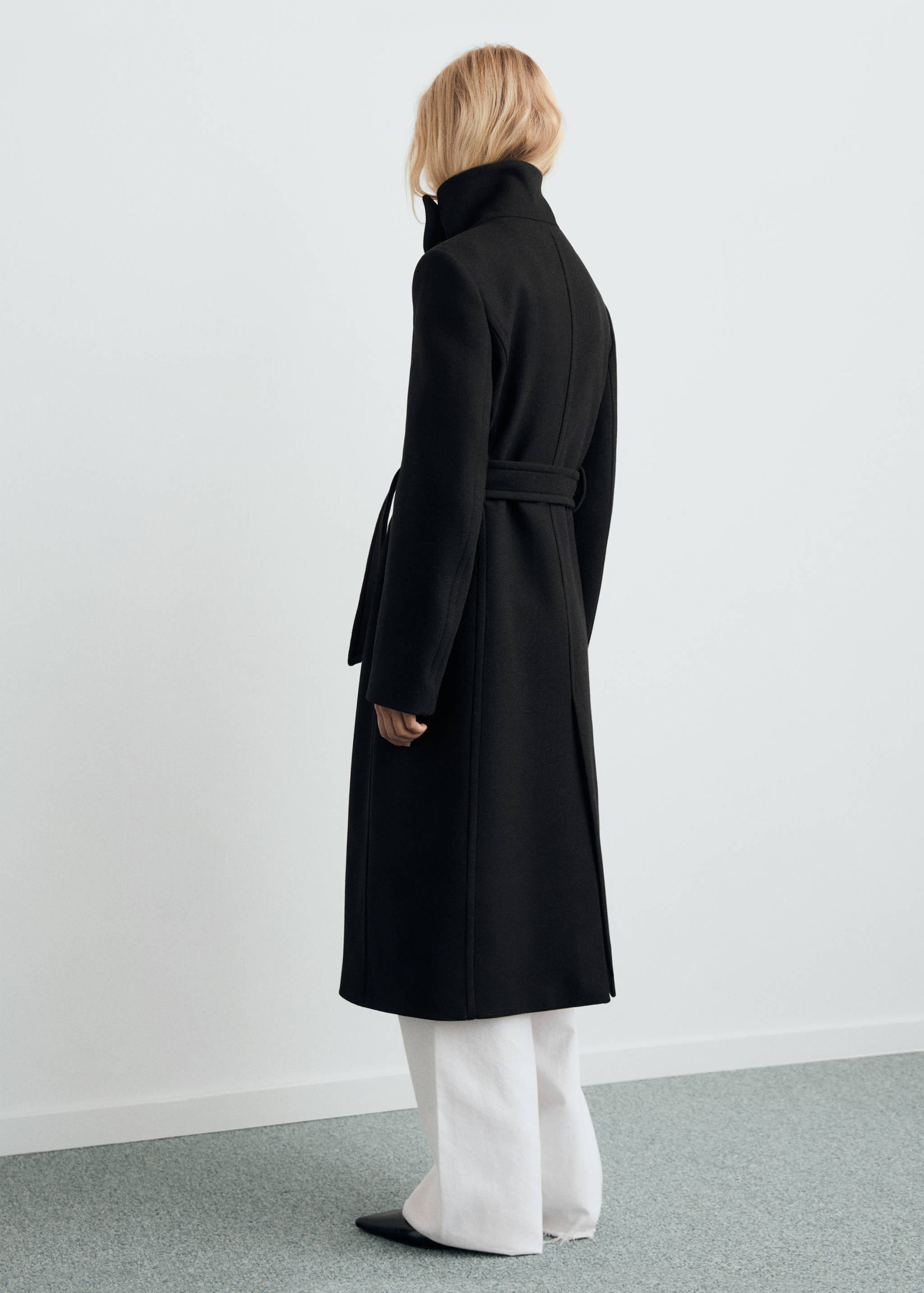 Manteco wool coat with belt - Reverse of the article