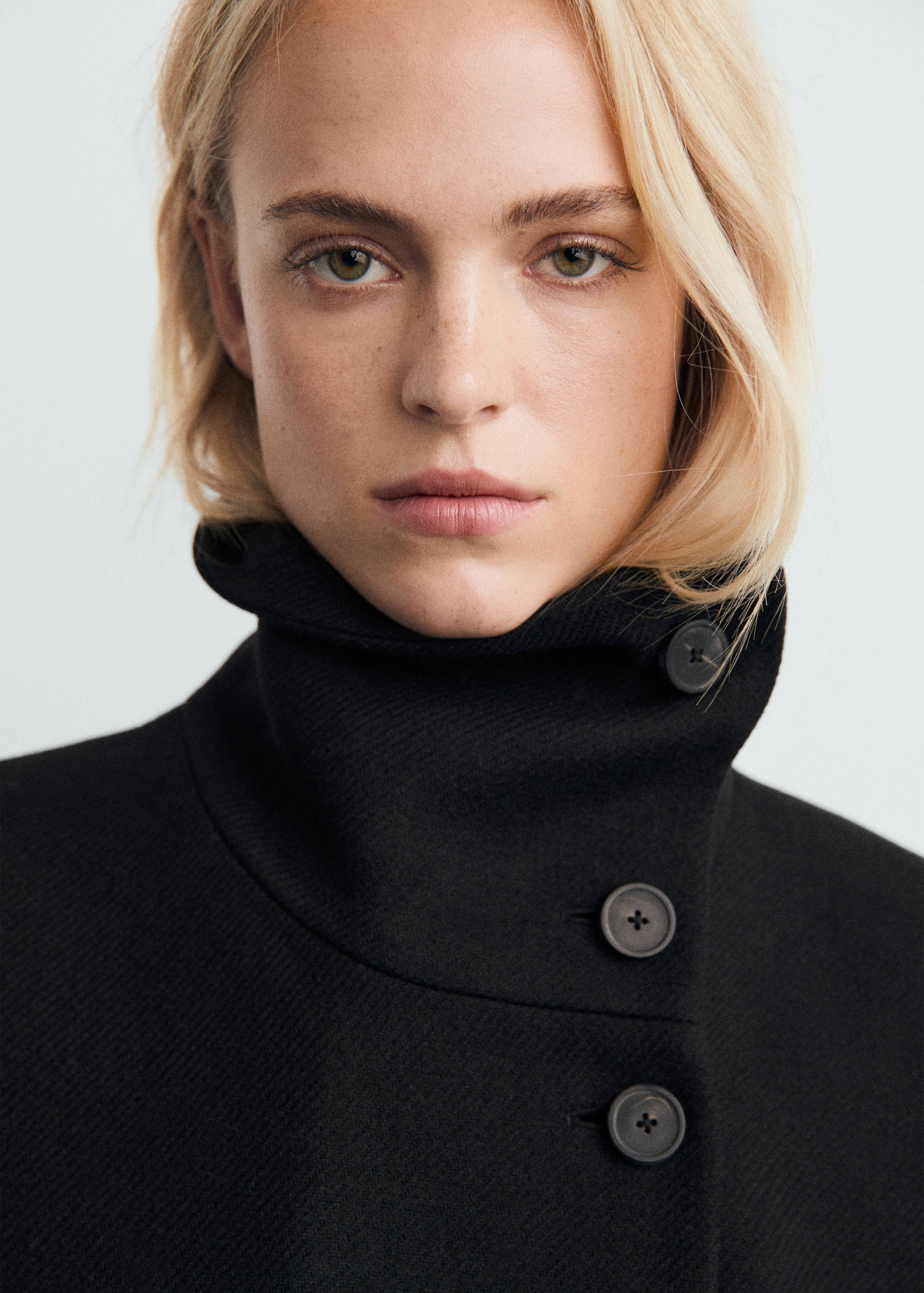 Manteco wool coat with belt - Details of the article 1