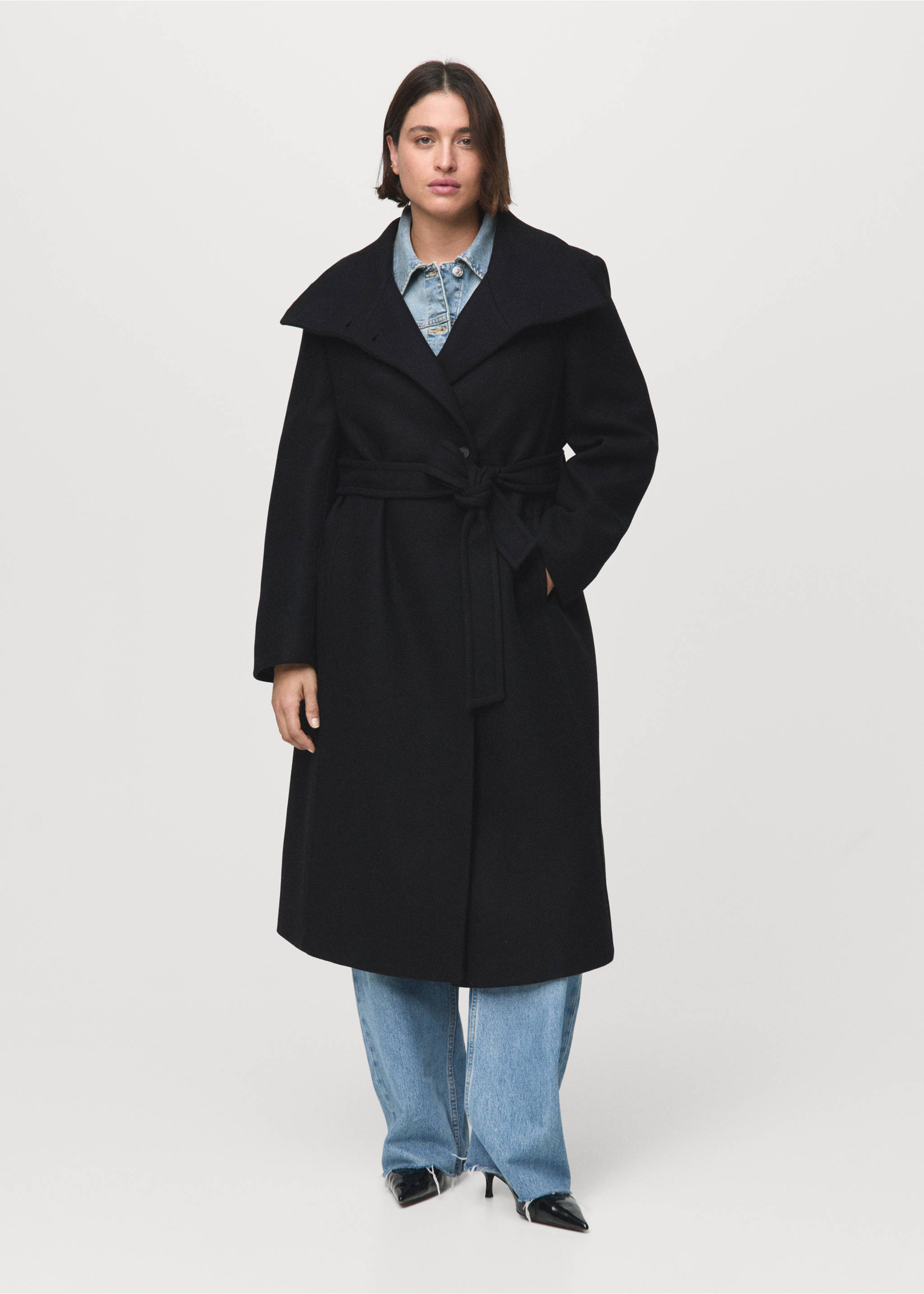 Manteco wool coat with belt - Details of the article 3, Black. Ref: 17016746-00.
