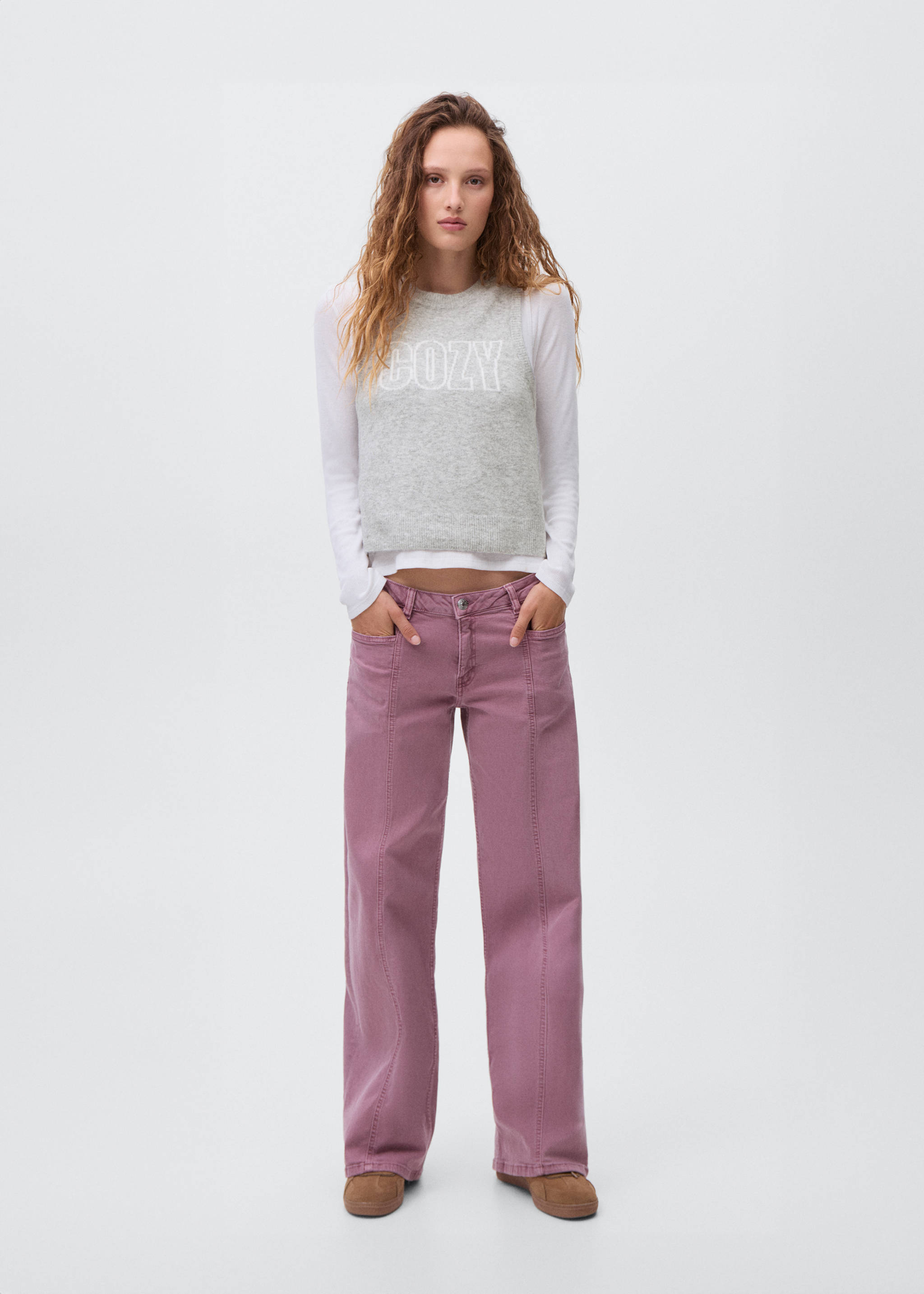 Embroidered knitted vest - General plane