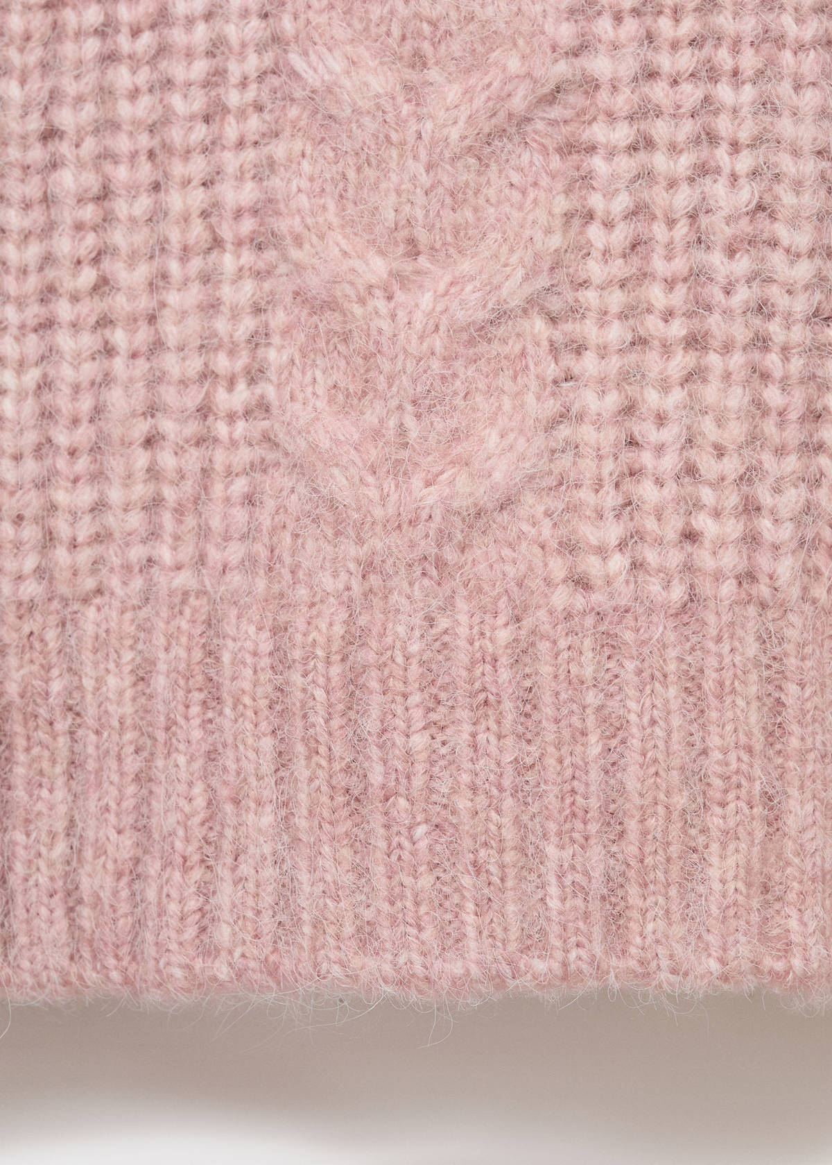 Textured knit sweater — Pale Pink