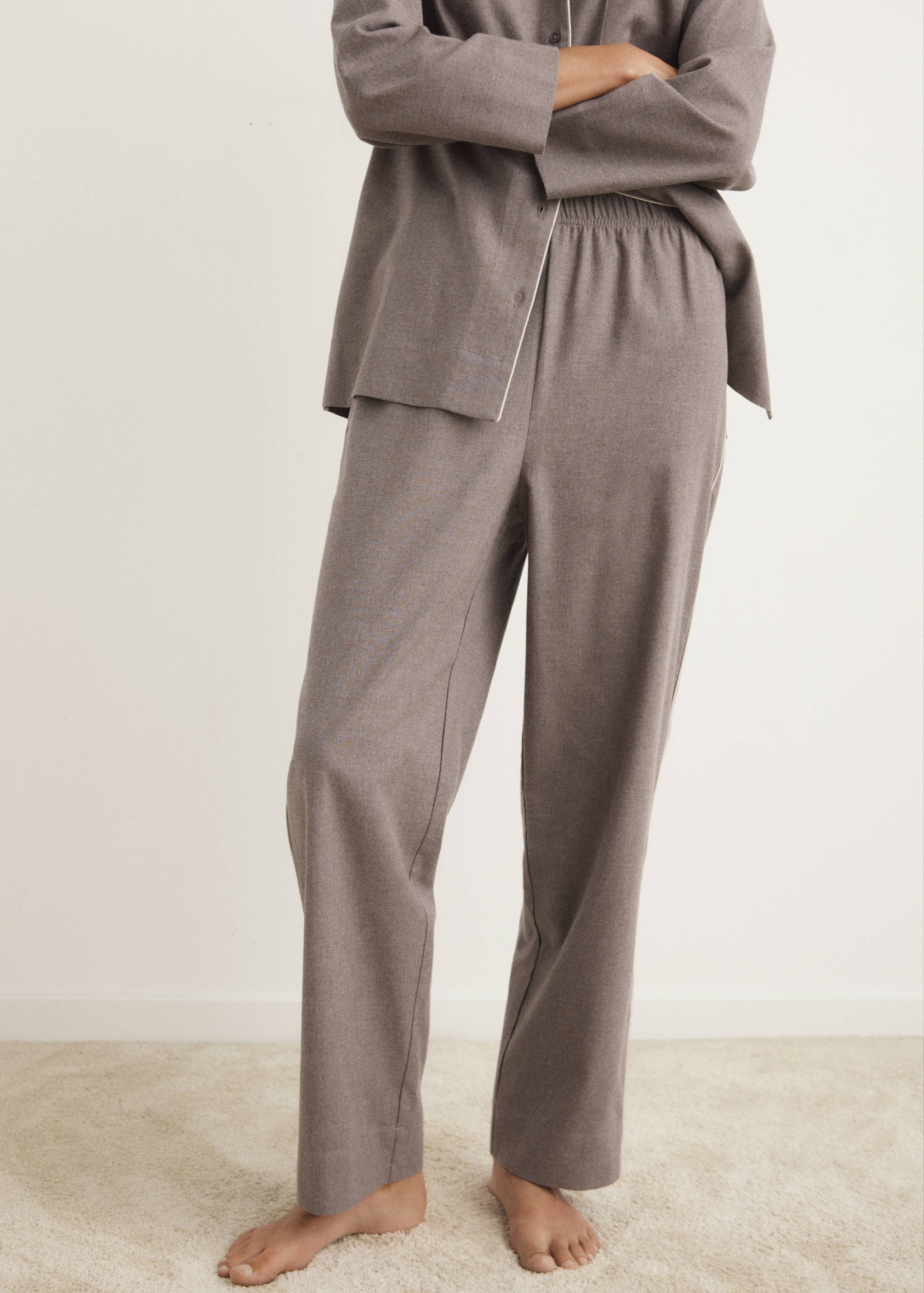 Cotton flannel trousers with contrasting piping - Medium plane