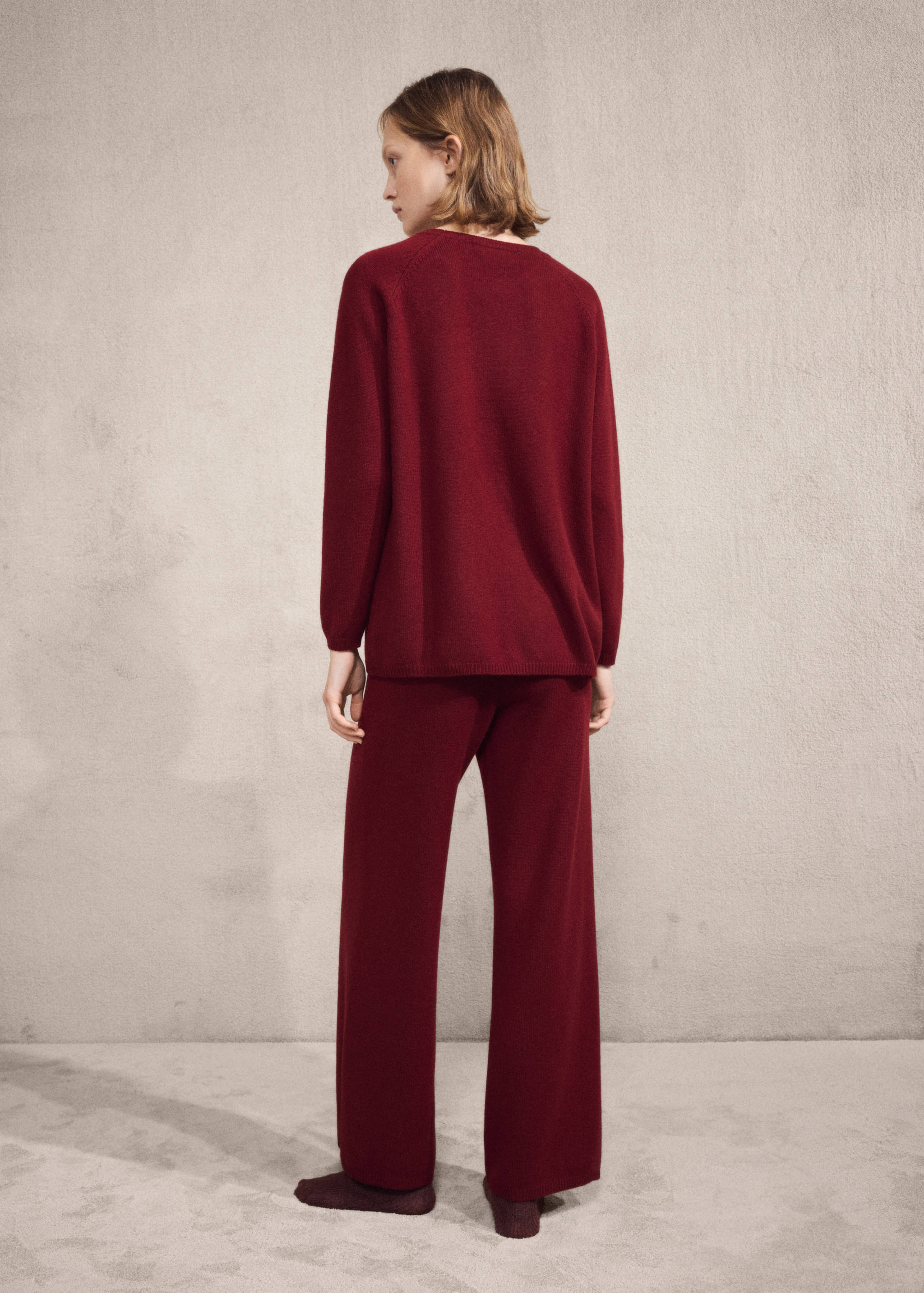 Thick cashmere pants - Reverse of the article