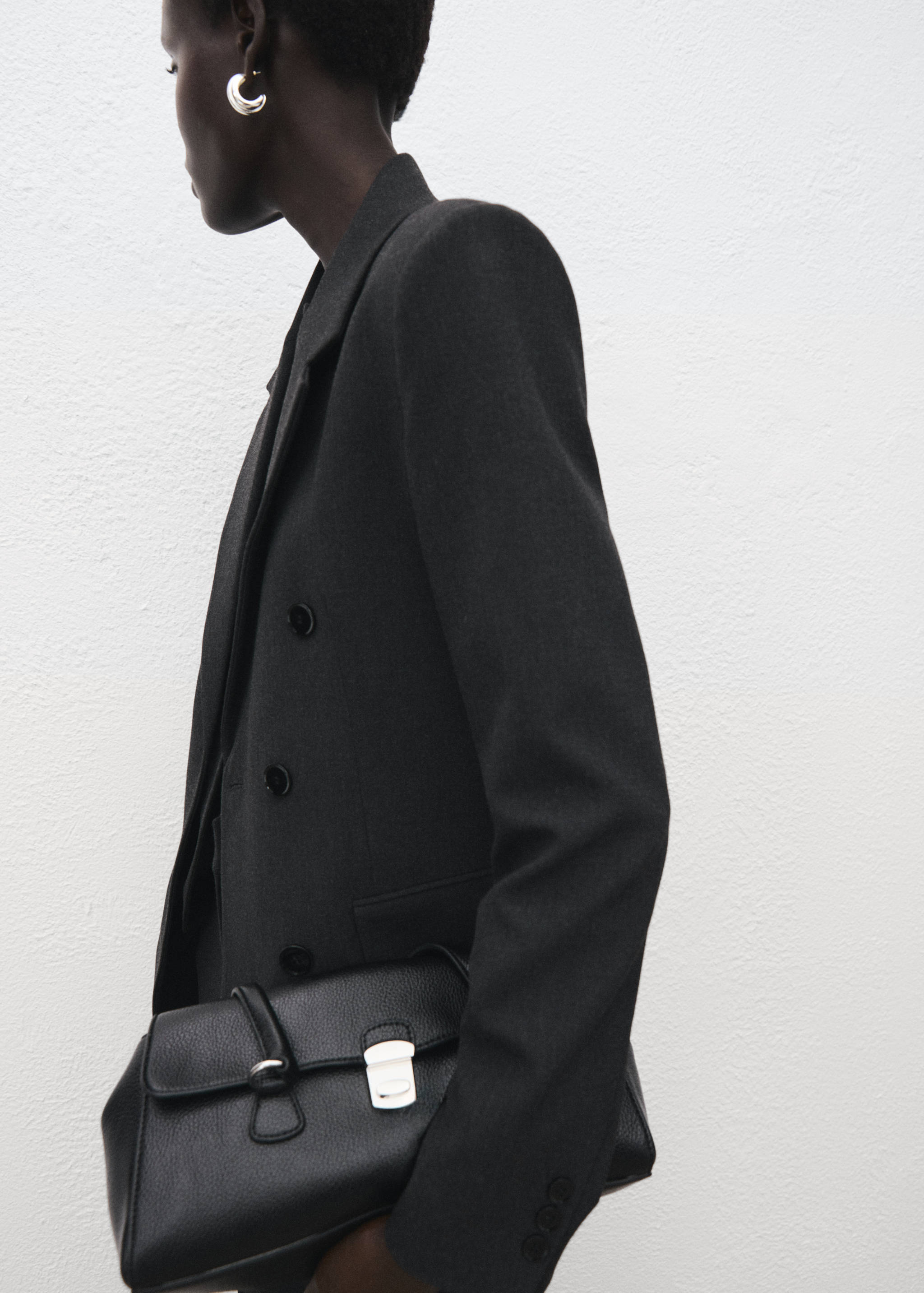 Double-breasted suit blazer - Details of the article 6