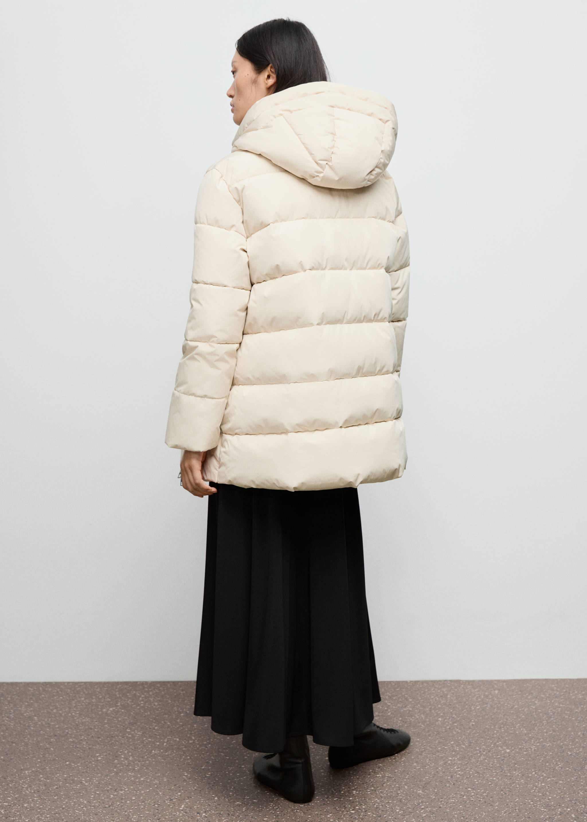 Hood puffer coat - Reverse of the article