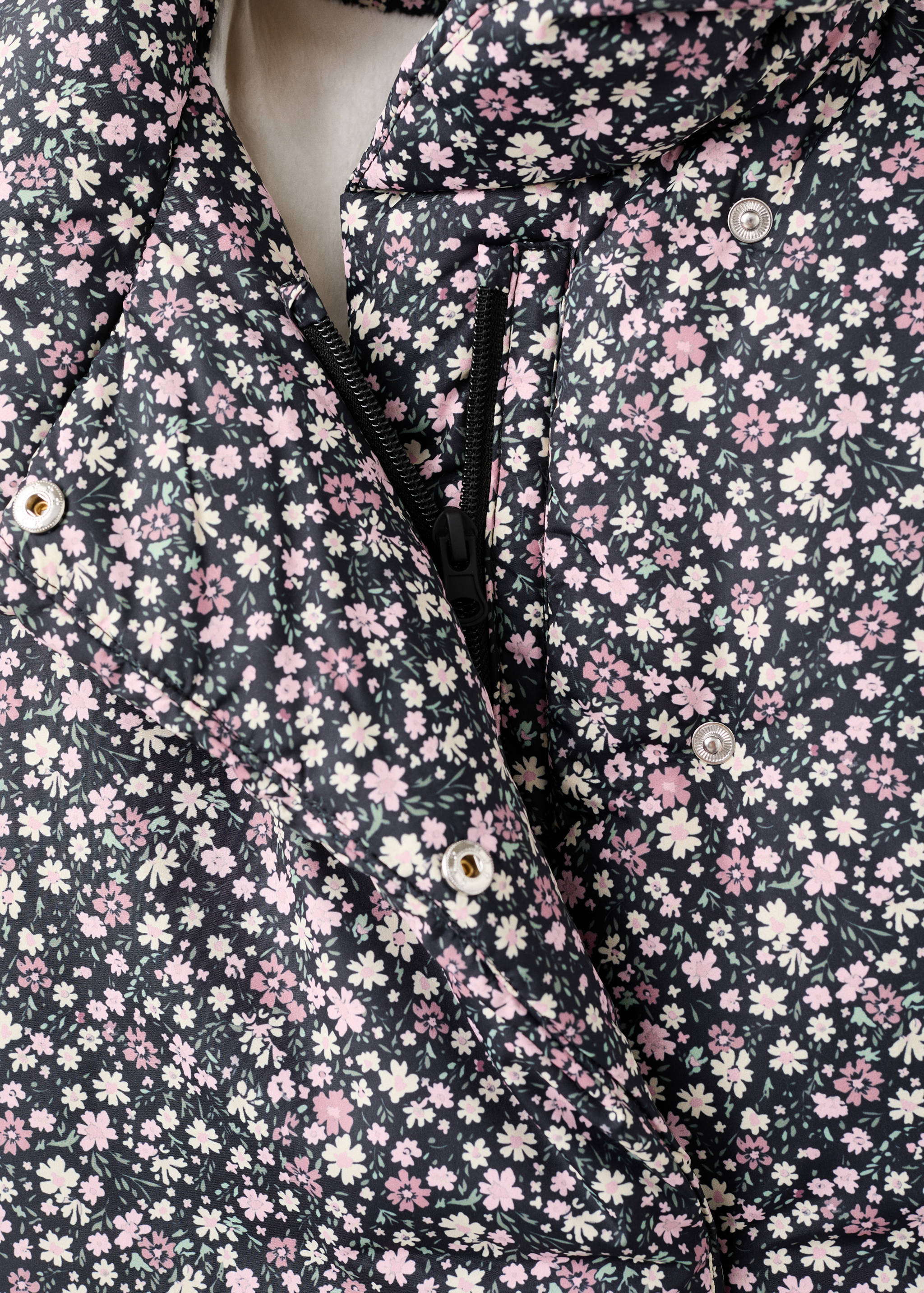 Fur-effect floral-print anorak - Details of the article 0