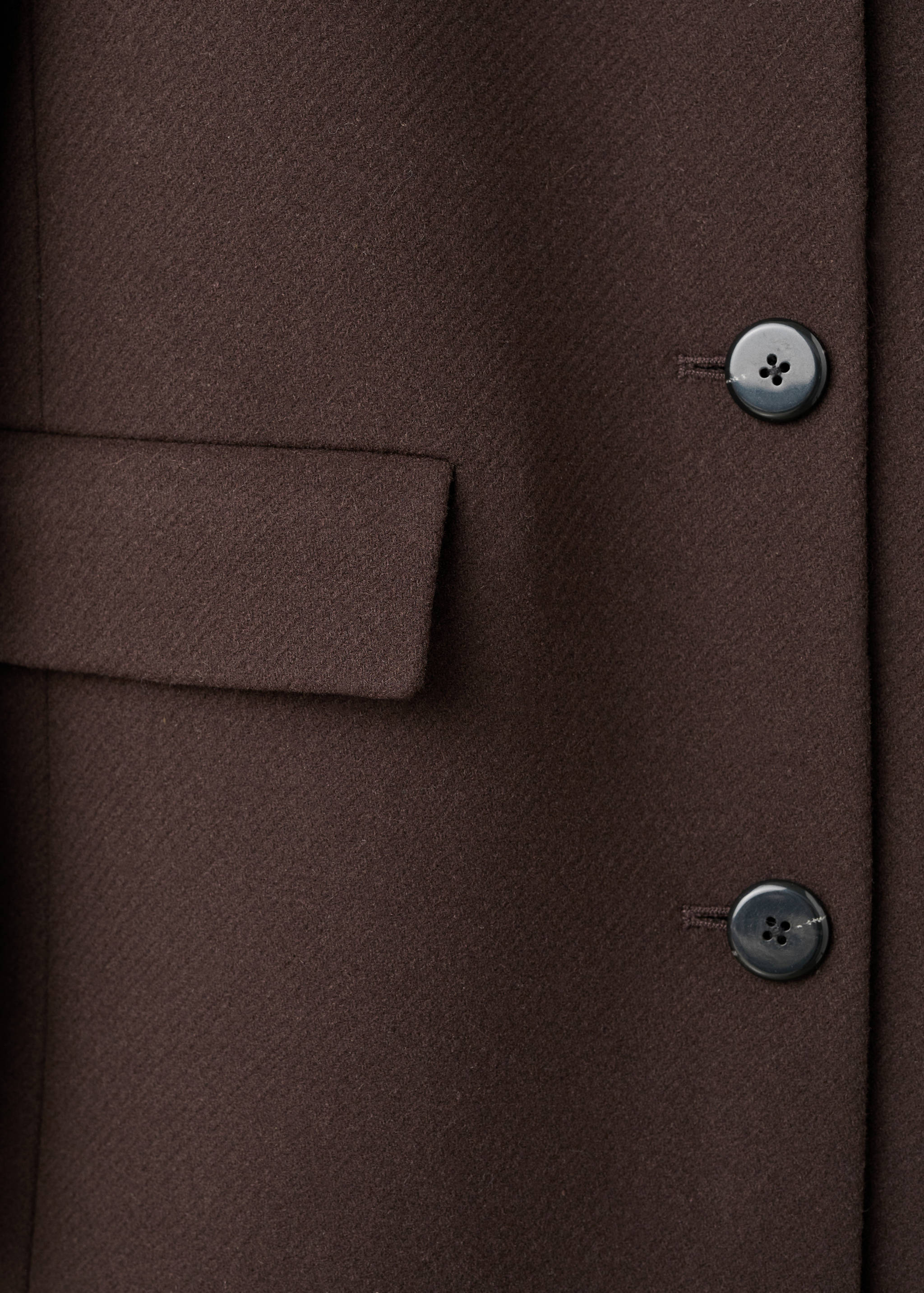 Wool coat with fur collar - Details of the article 8