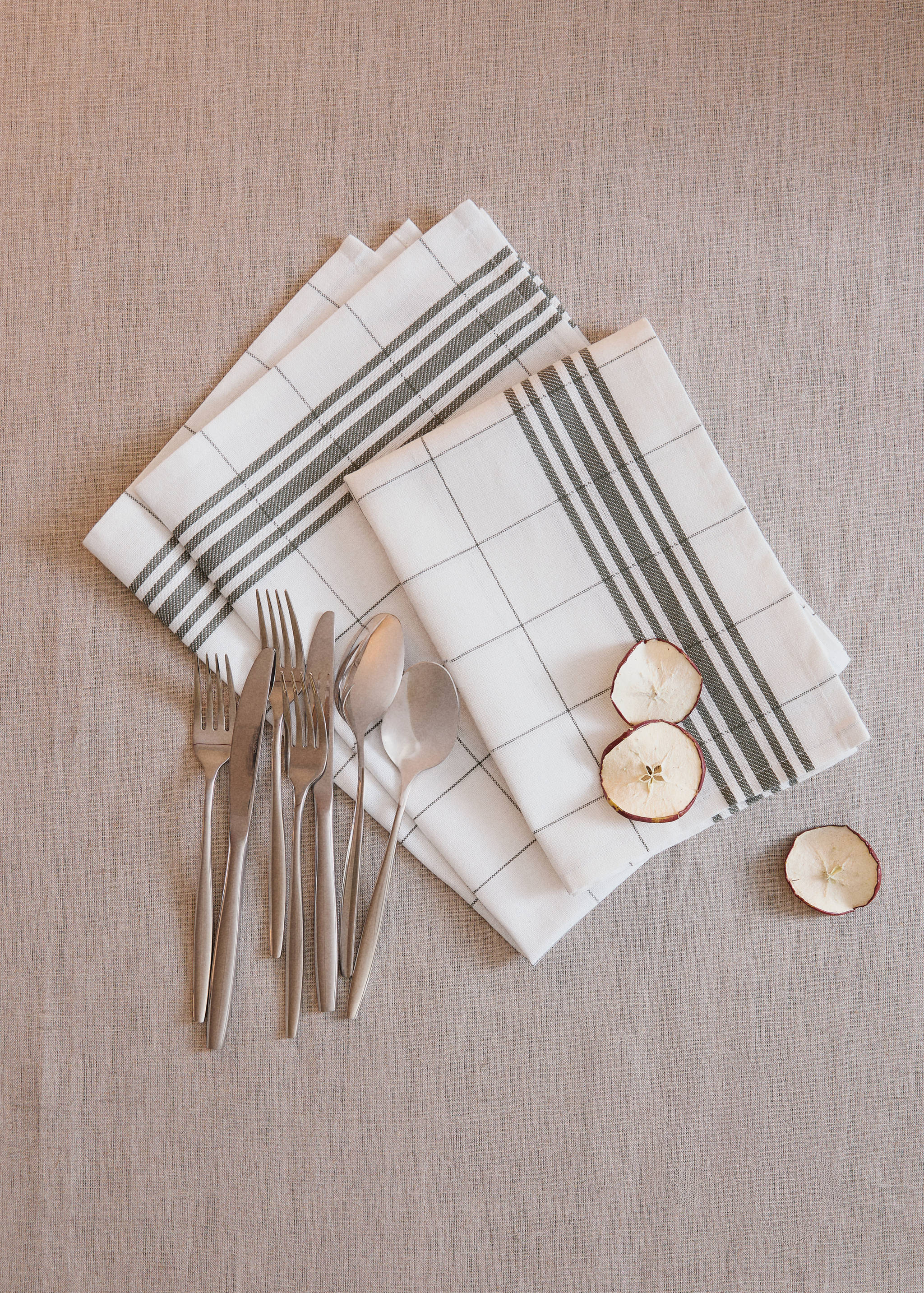 Check tea towels - General plane