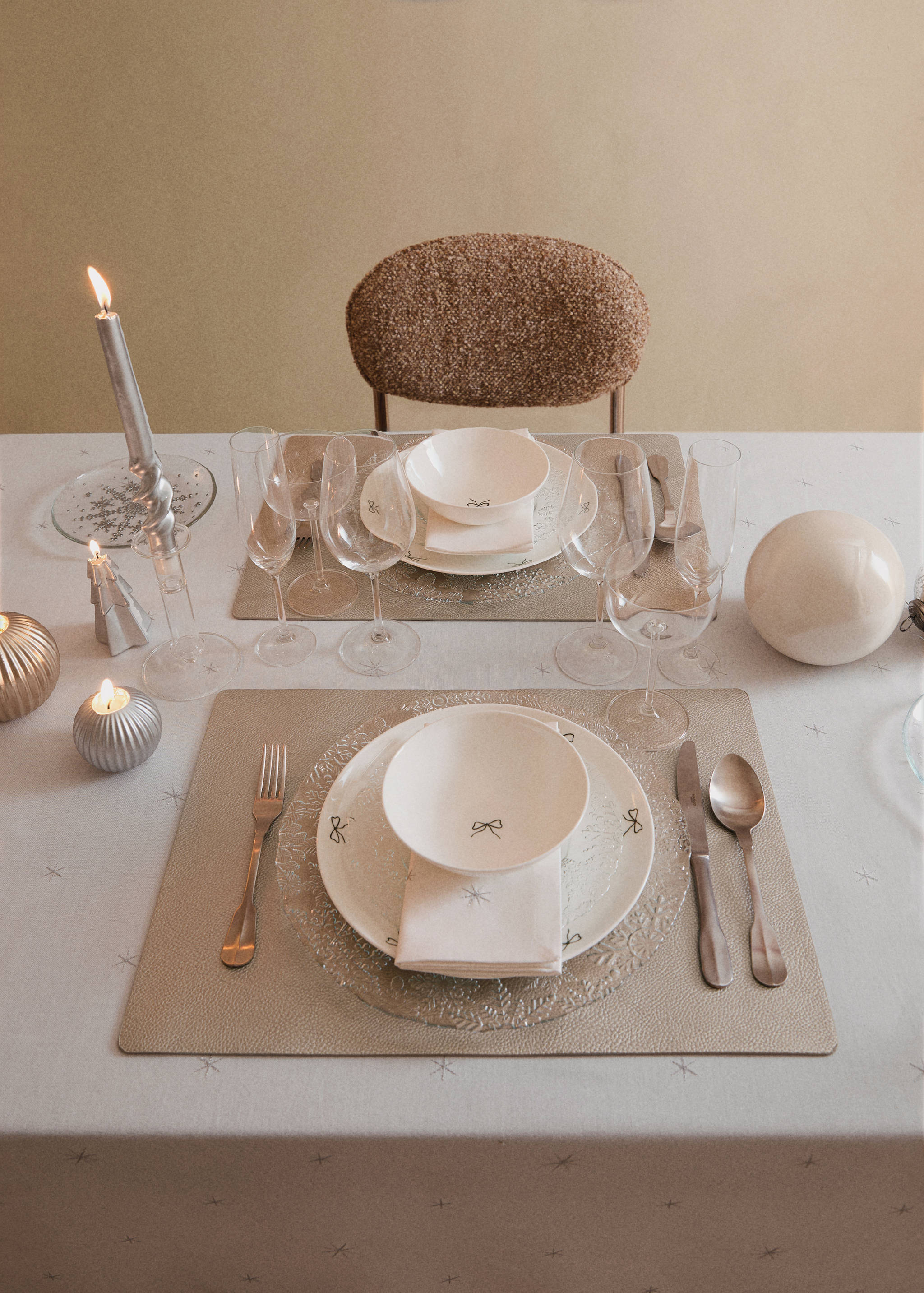 Metallic faux-leather rectangular placemats - General plane