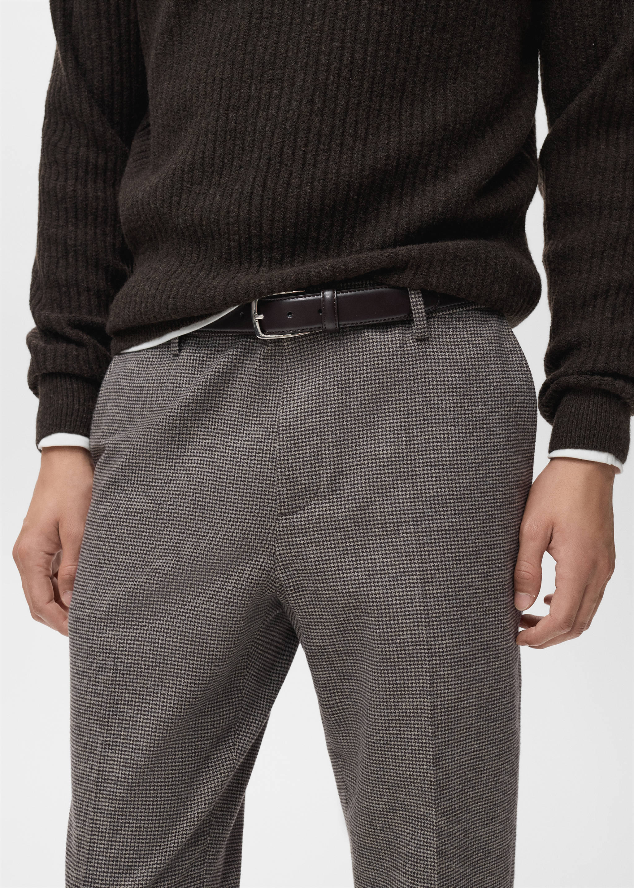 Slim-fit flannel trousers - Details of the article 1