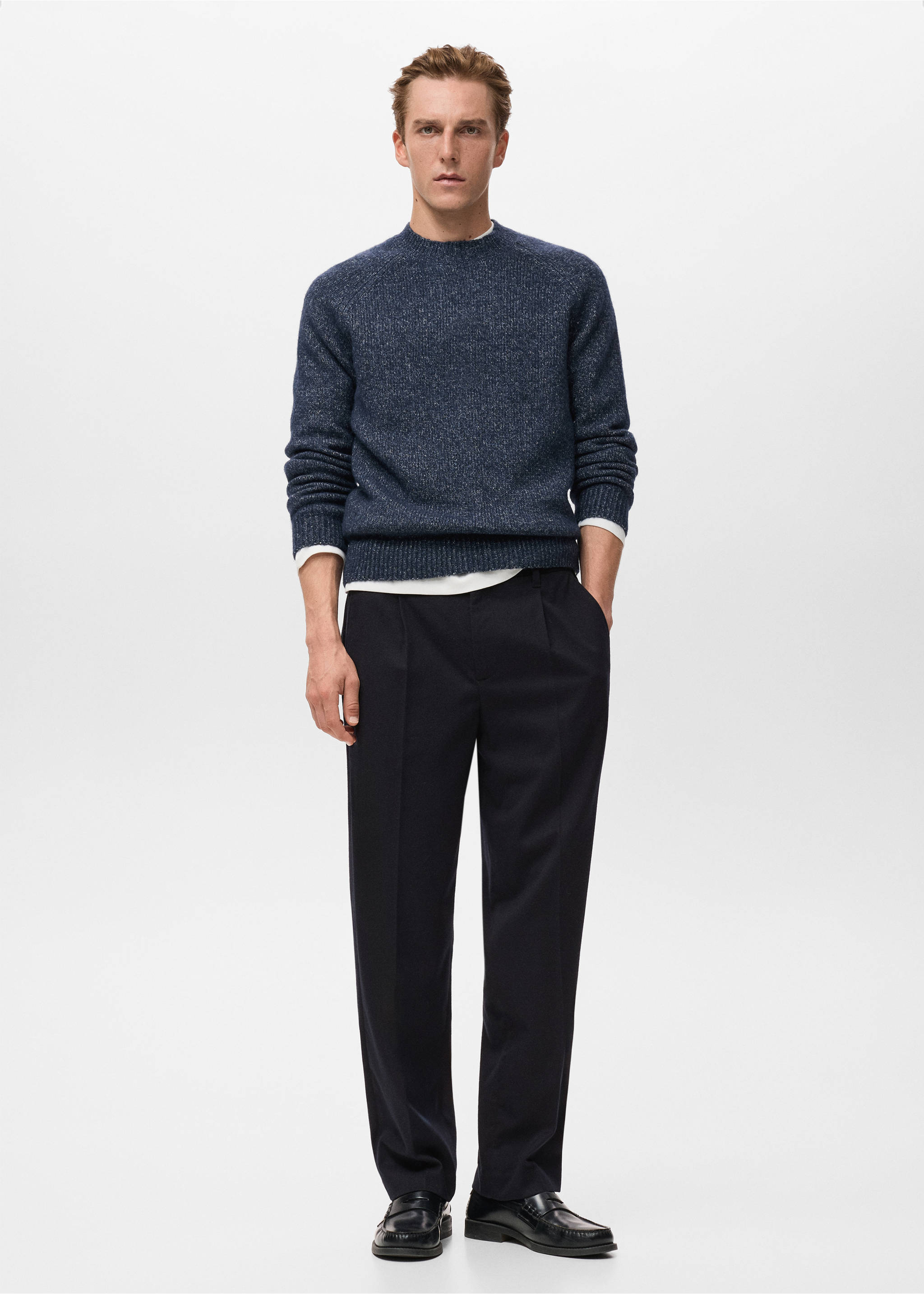Pantalon flanelle regular-fit à pinces - Plan général, Bleu marine. Ref: 17017888-00.