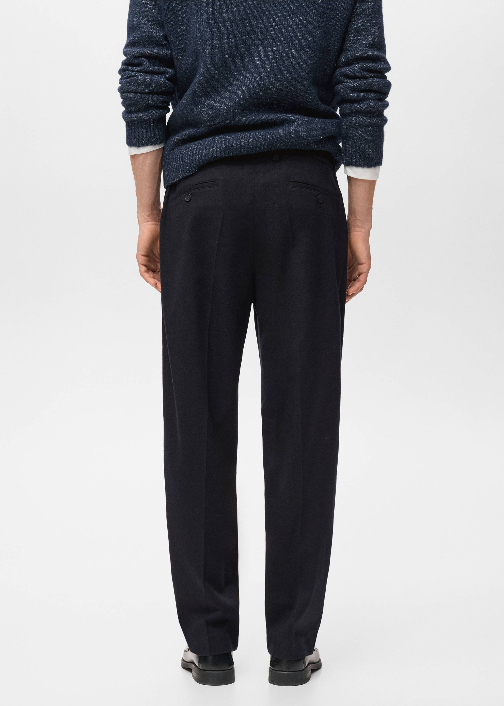 Pantalon flanelle regular-fit à pinces - Verso de l’article, Bleu marine. Ref: 17017888-00.