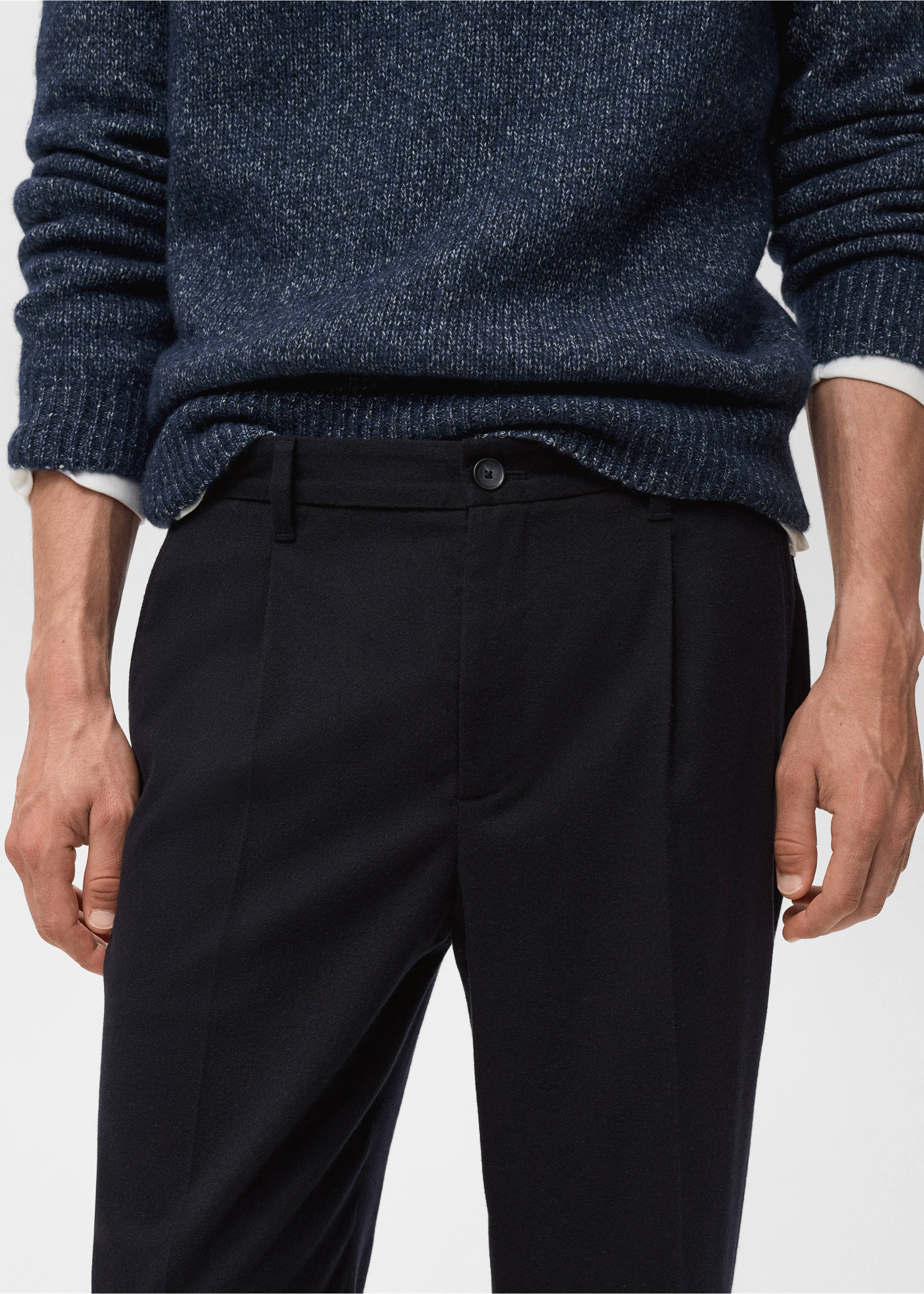 Pantalon flanelle regular-fit à pinces - Détail de l'article 1, Bleu marine. Ref: 17017888-00.