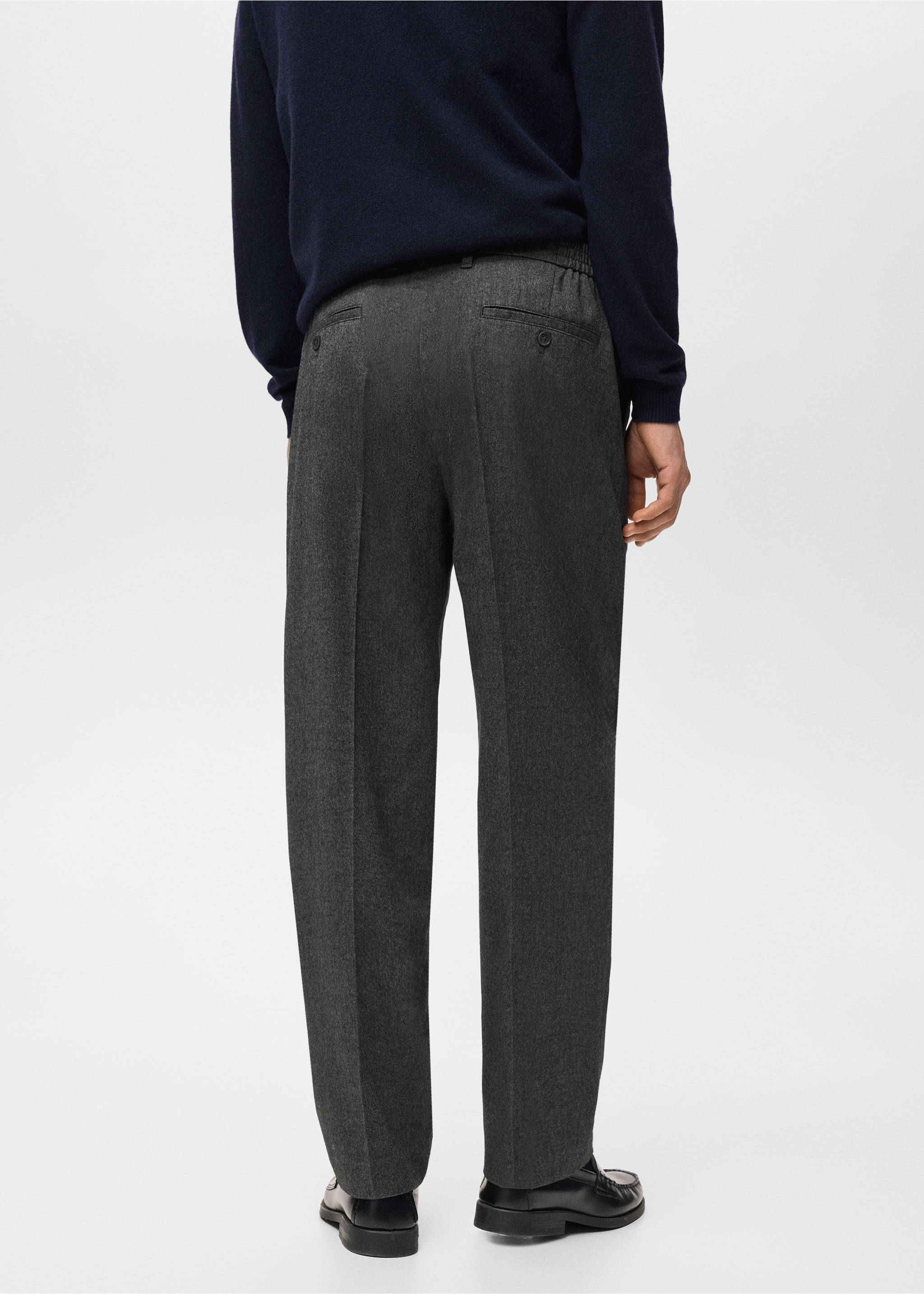 Pantalon flanelle regular-fit à pinces - Verso de l’article, Gris chiné foncé. Ref: 17017888-00.