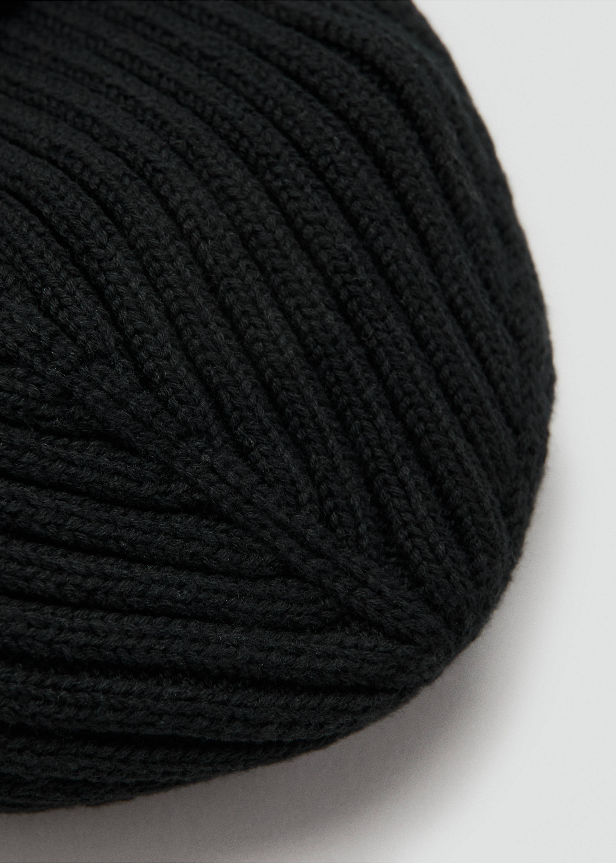 Gorro algodón punto canalé - Detalle del artículo 1, Negro. Ref: 17017896-00.