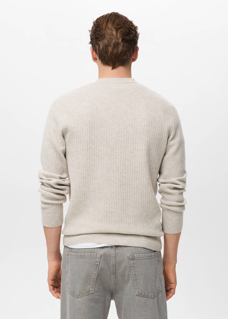Knitted ribbed sweater — Ecru