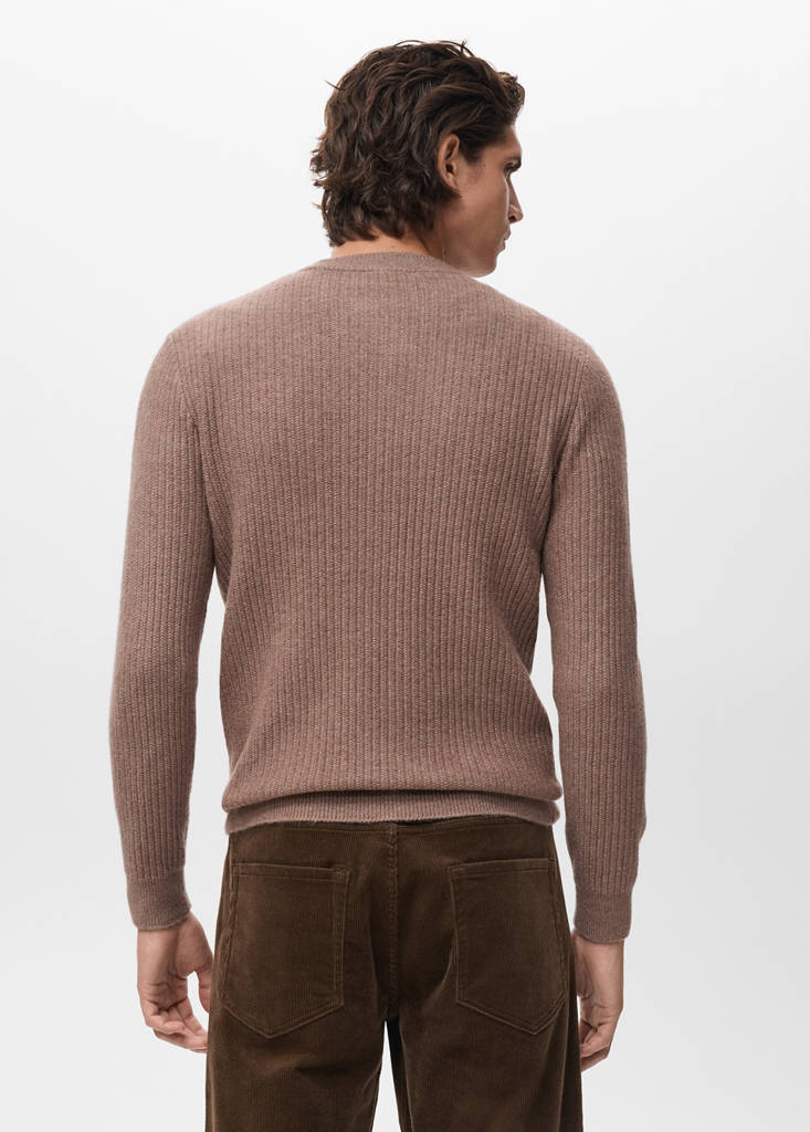 Knitted ribbed sweater — Medium Brown